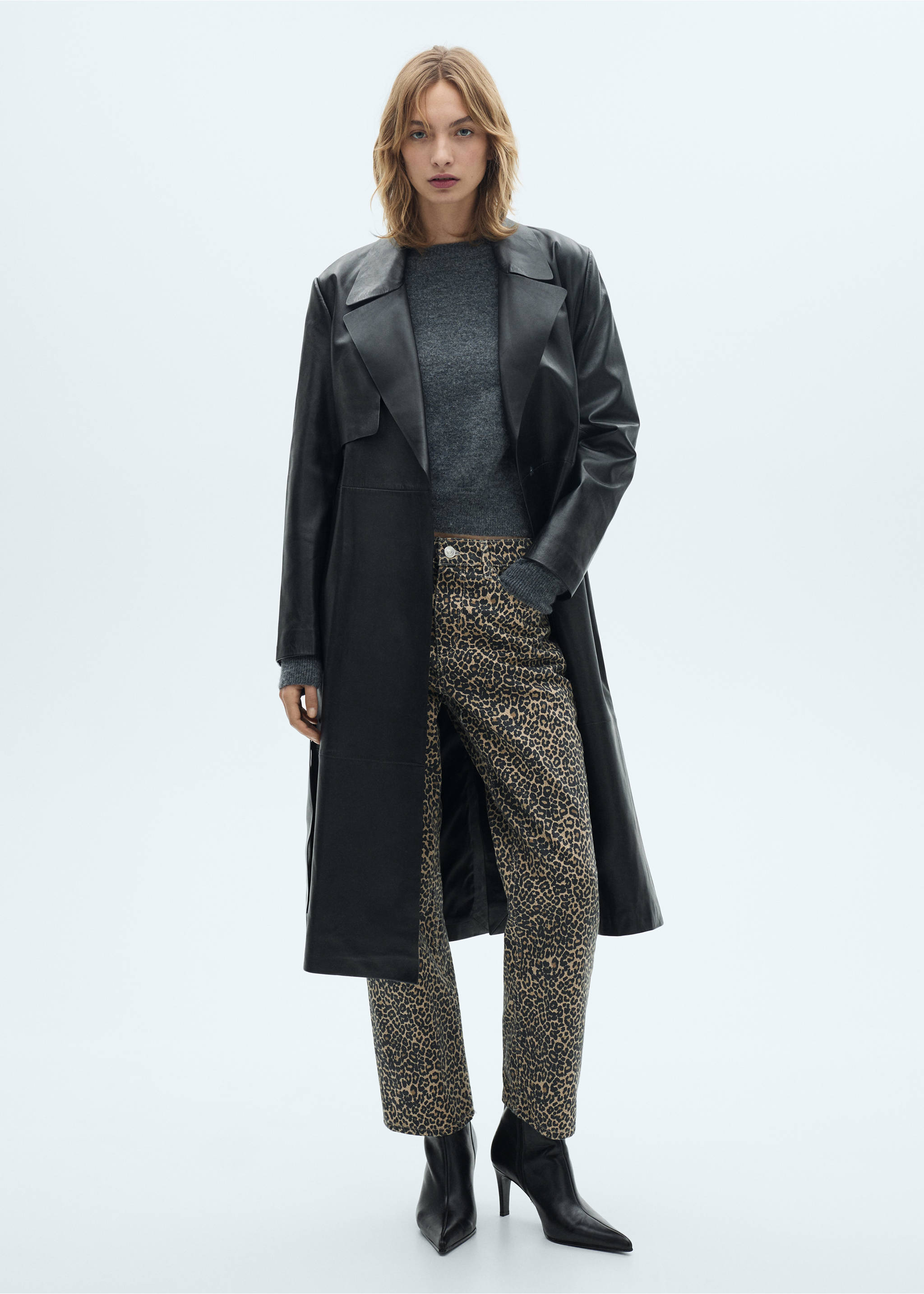 Egyenes fazonú leopárdmintás farmernadrág - Általános sík, Barna. Ref: 77030388-00.