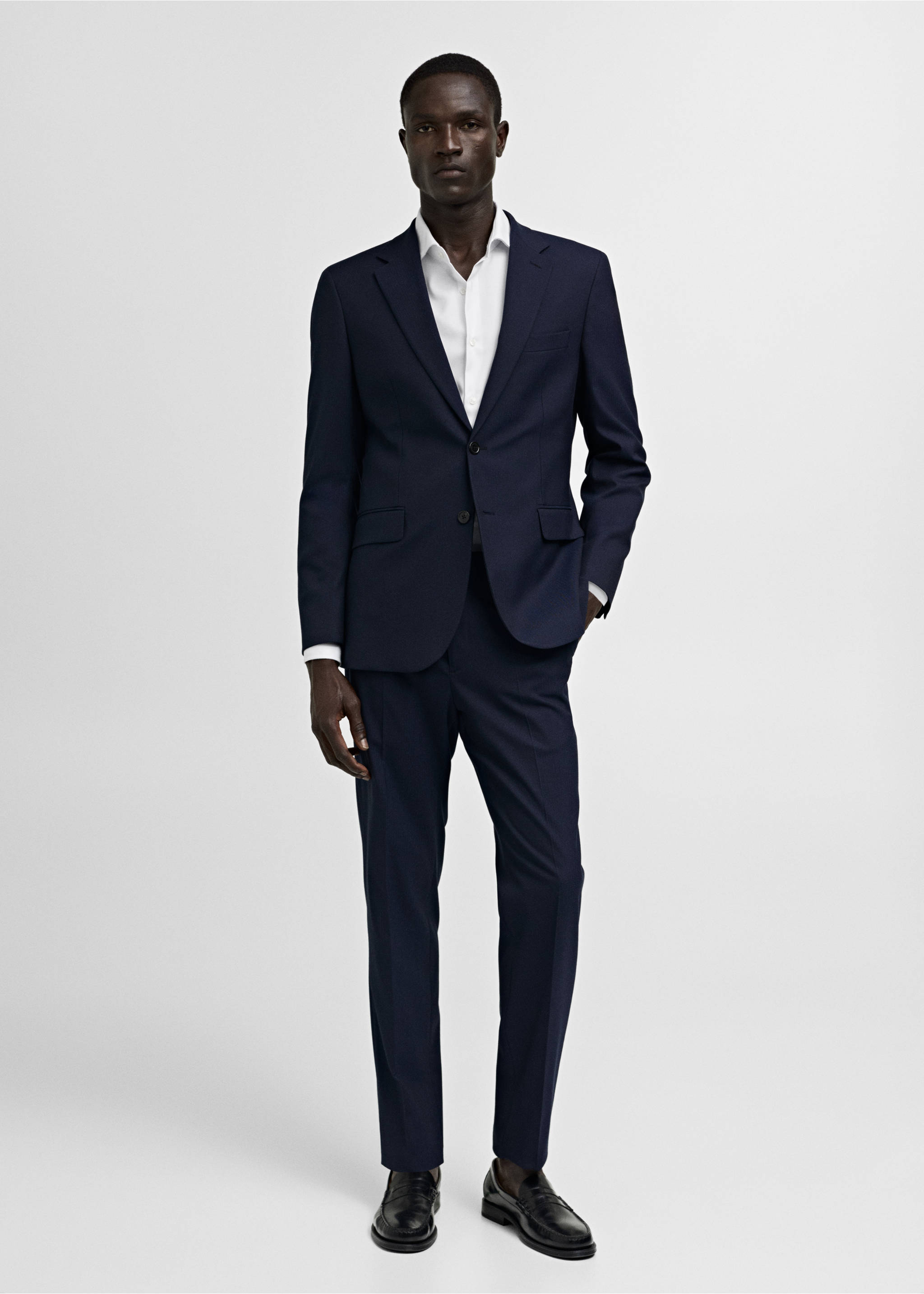 Penskjorte med struktur i bomull, slim-fit - Total bildeutsnitt, Hvit. Ref: 77030573-00.