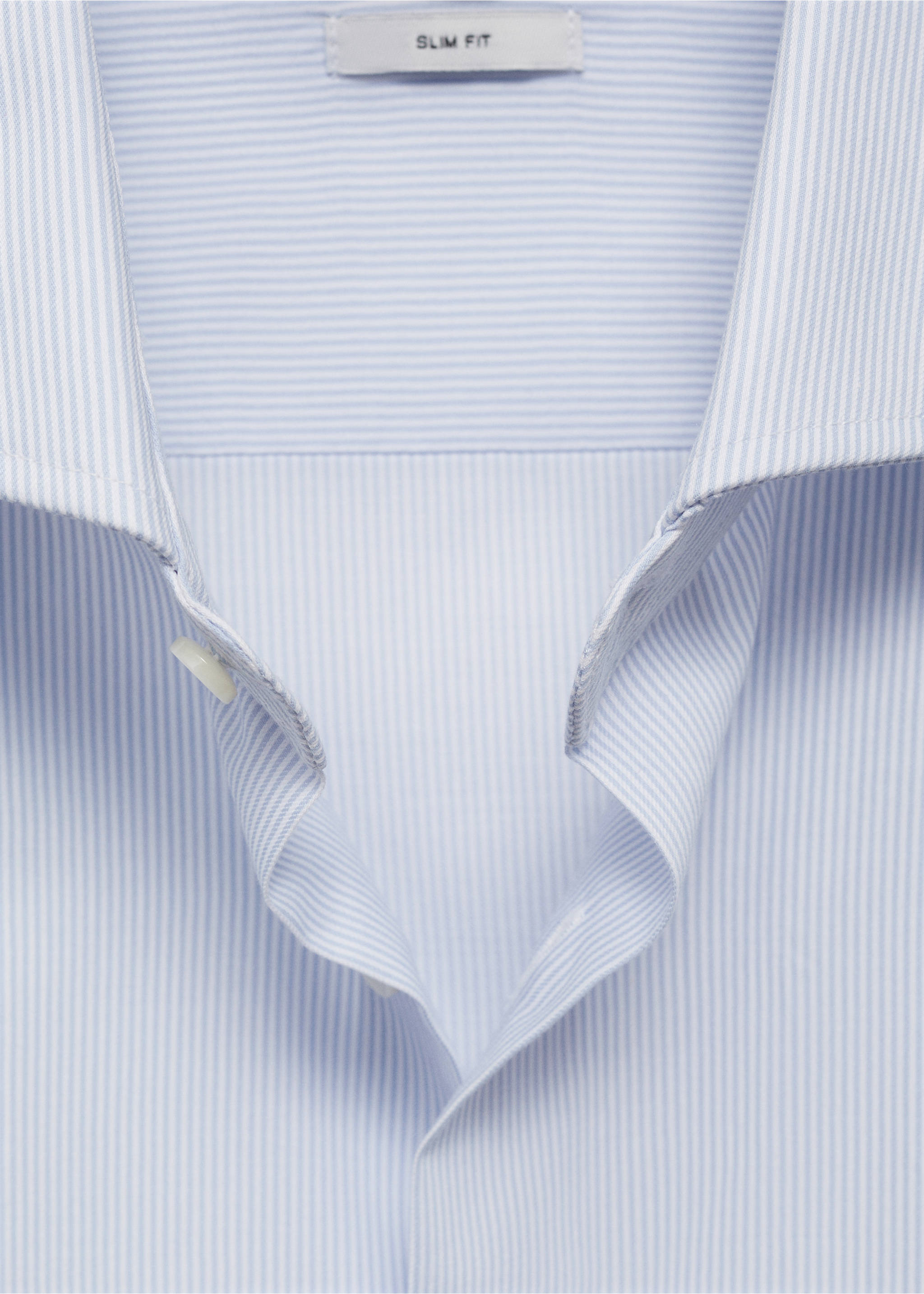 Feingestreiftes Slim Fit-Oberhemd aus Twill - Rückseite des Artikels, Blau. Ref: 77030578-00.