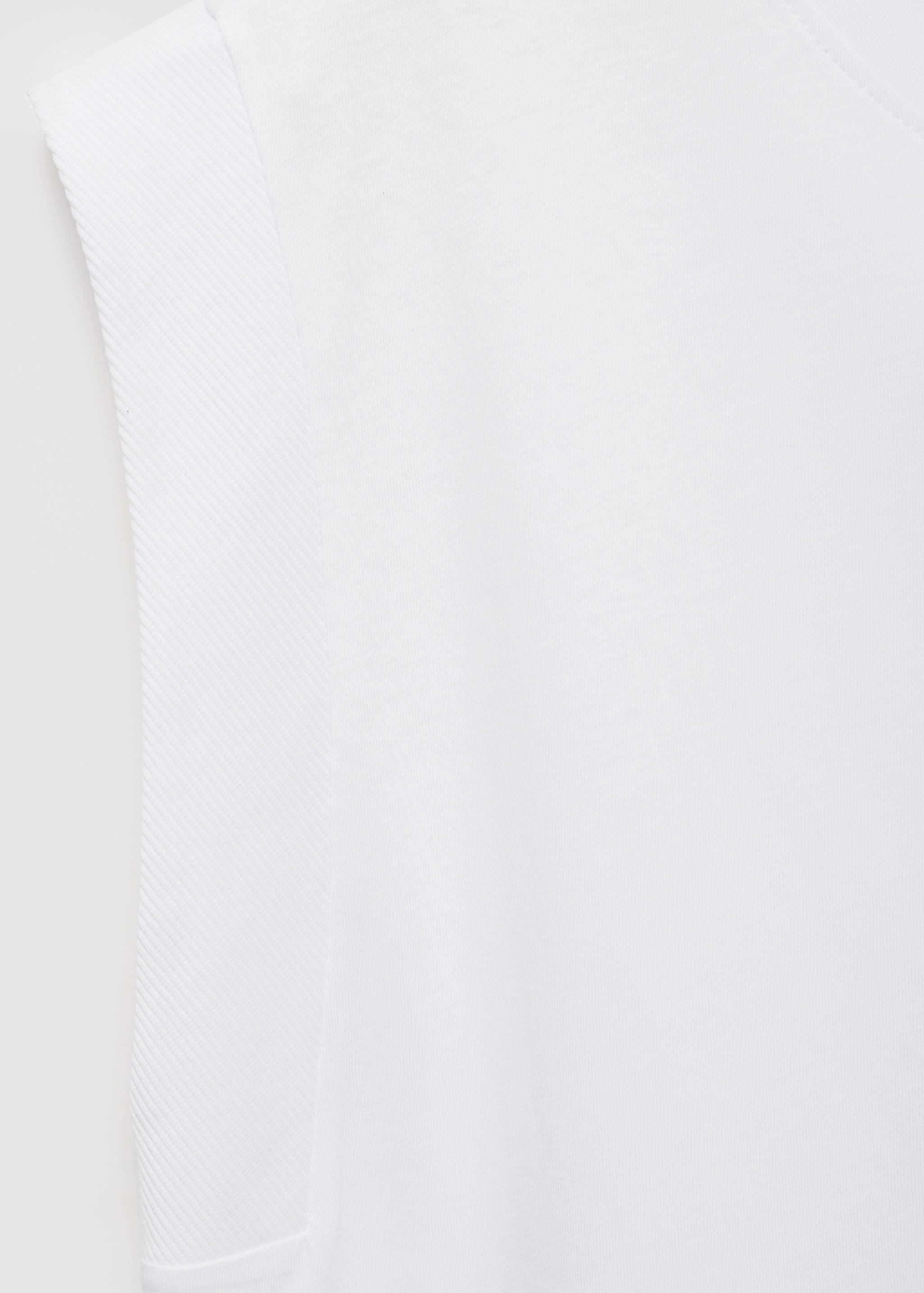 Short-sleeved cotton t-shirt - Details of the article 8