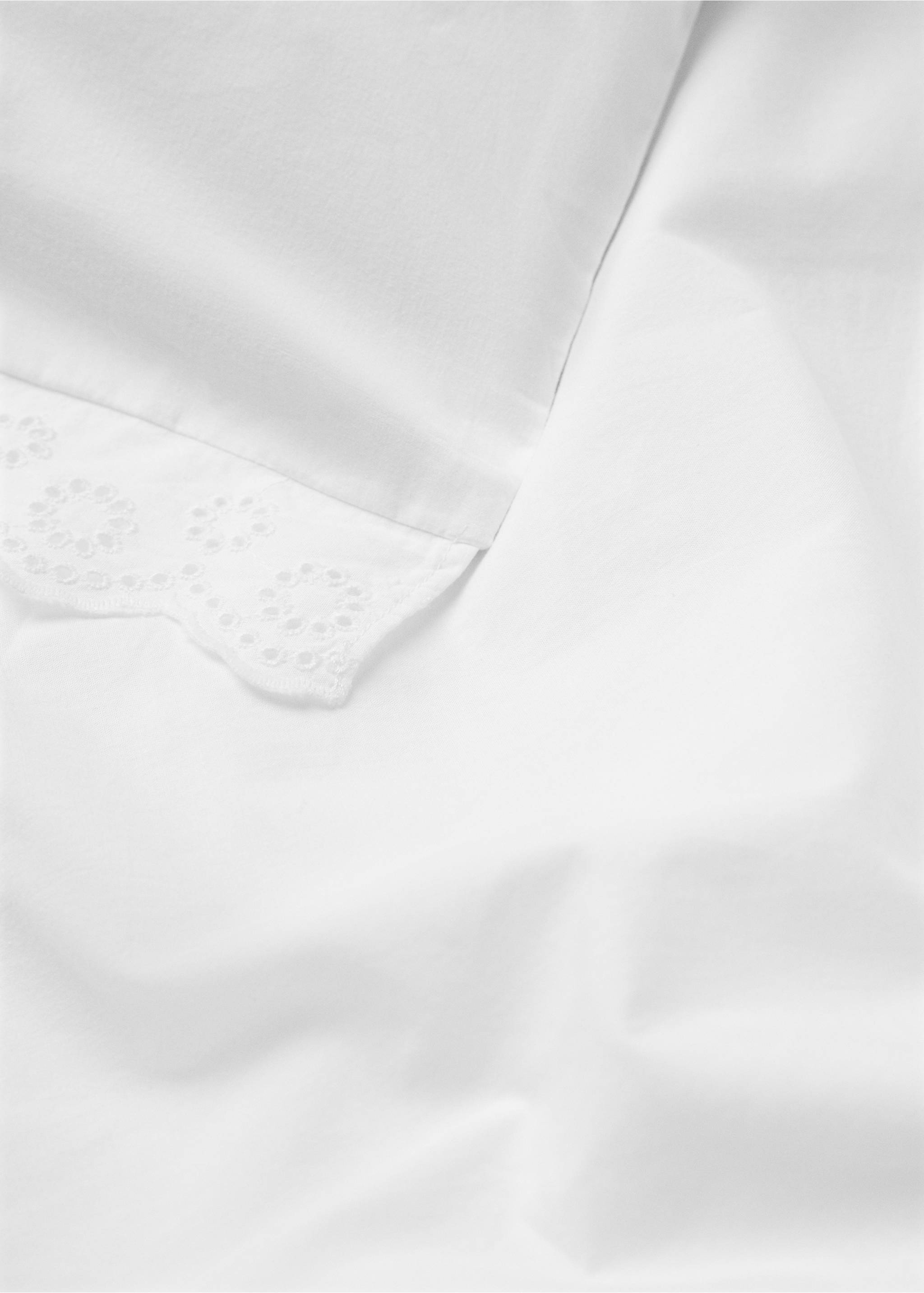 Cotton duvet cover with embroidered flounces for superking bed - Details of the article 1, White. Ref: 77030586-00.