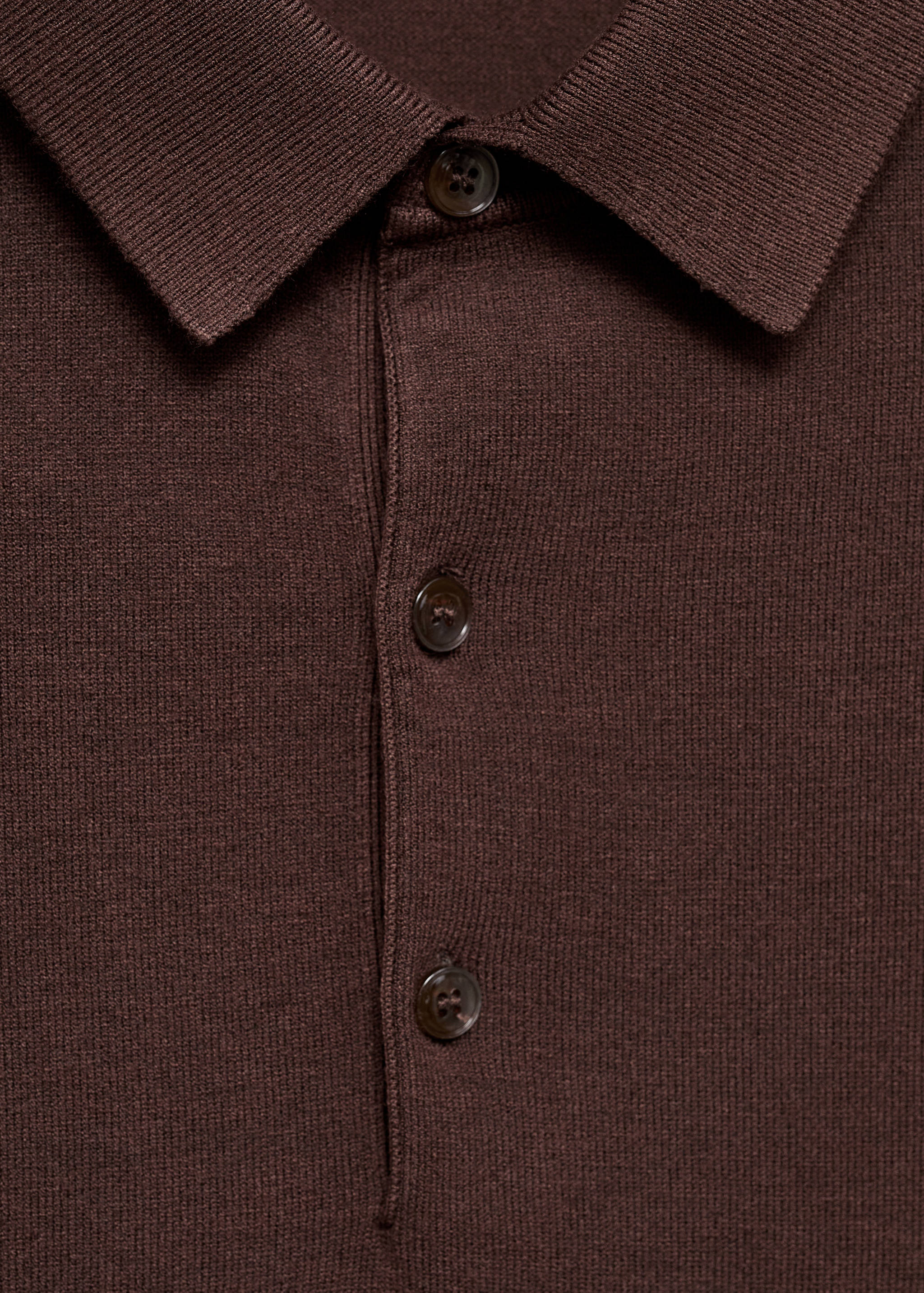 Polo malha fina - Pormenor do artigo 8