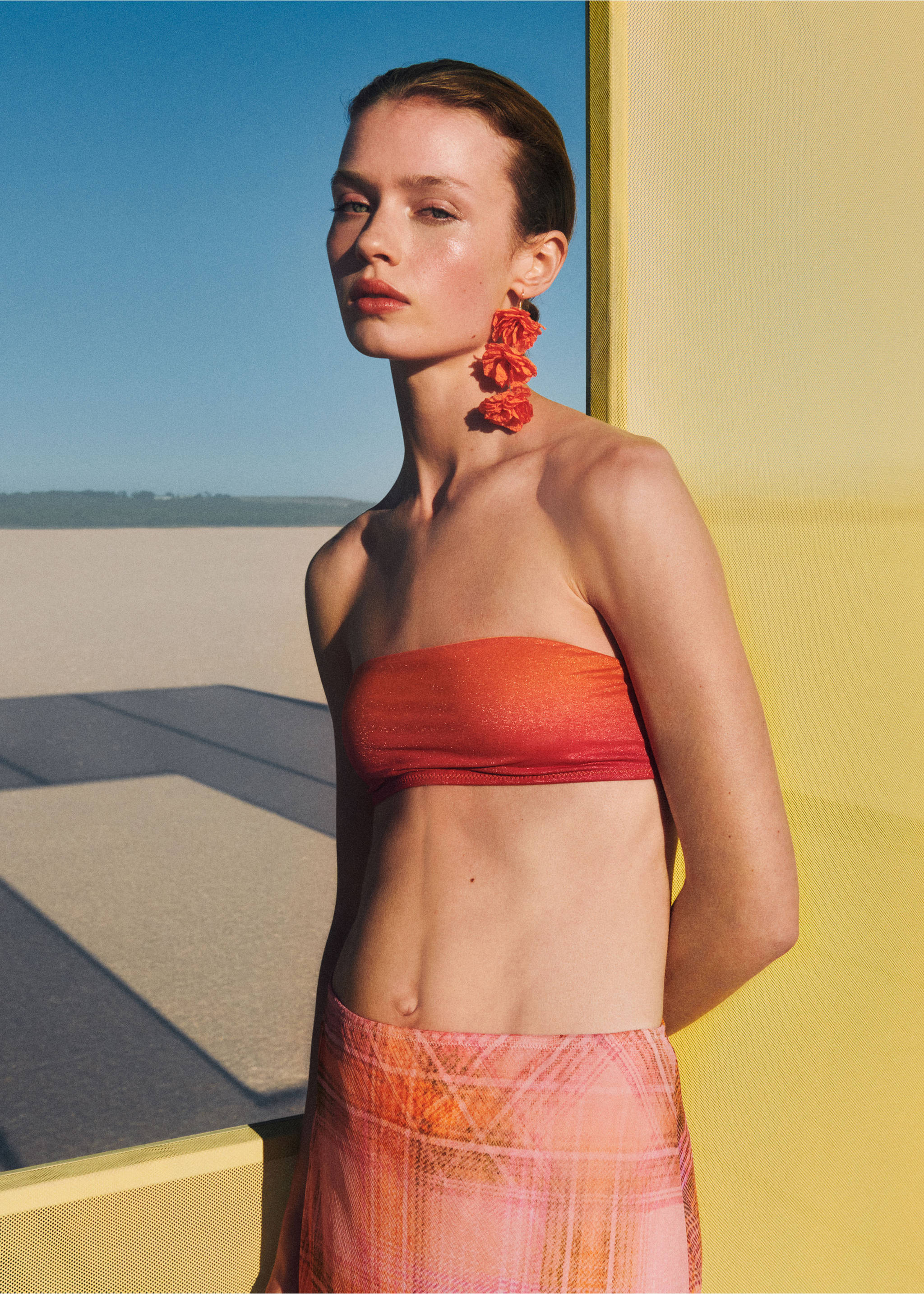 Pendientes colgantes flores - Detalle del artículo 9, Naranja. Ref: 77030601-00.