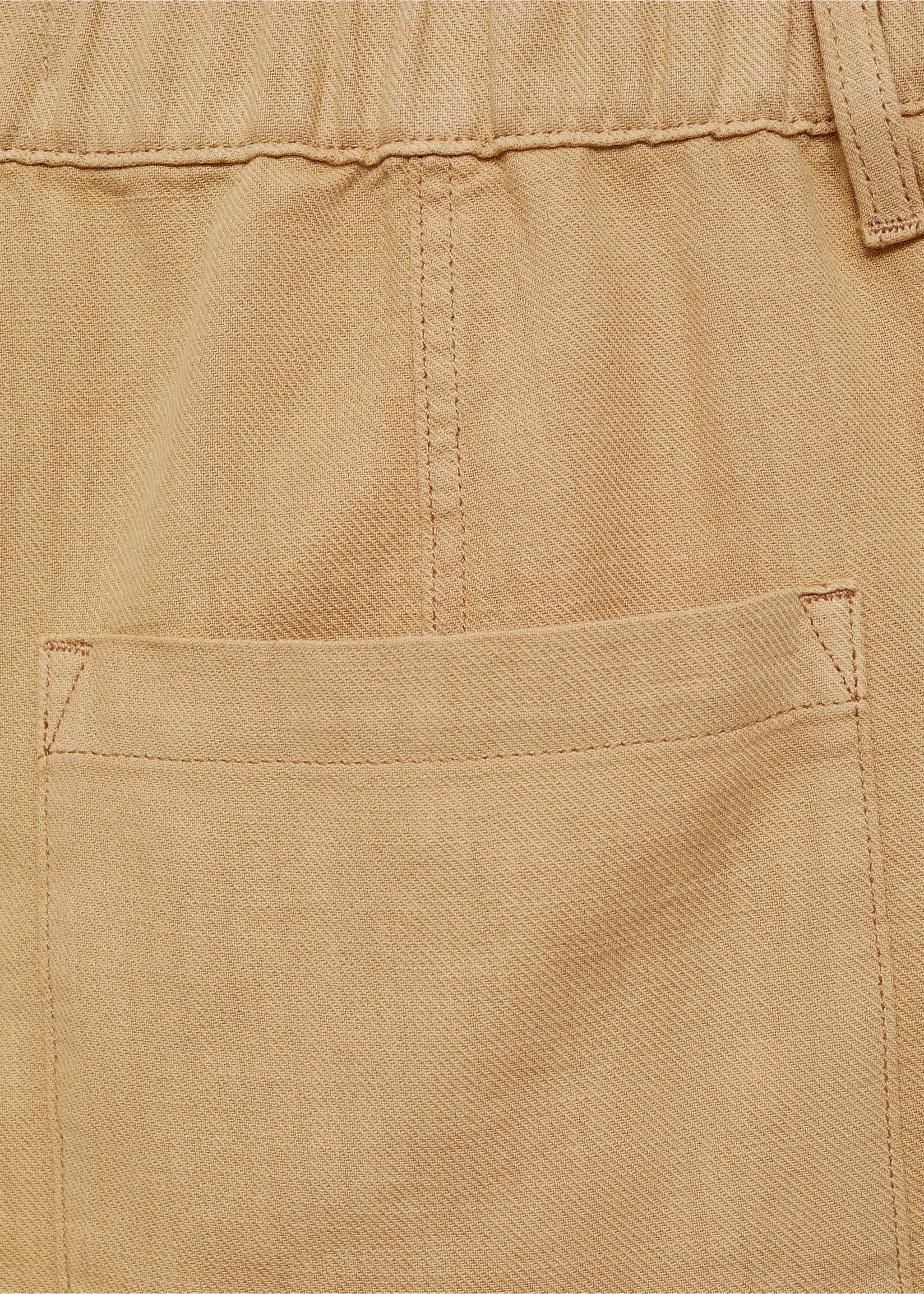 Zsebes pamut bermuda - A termék adatai 0, Okker. Ref: 77030602-00.