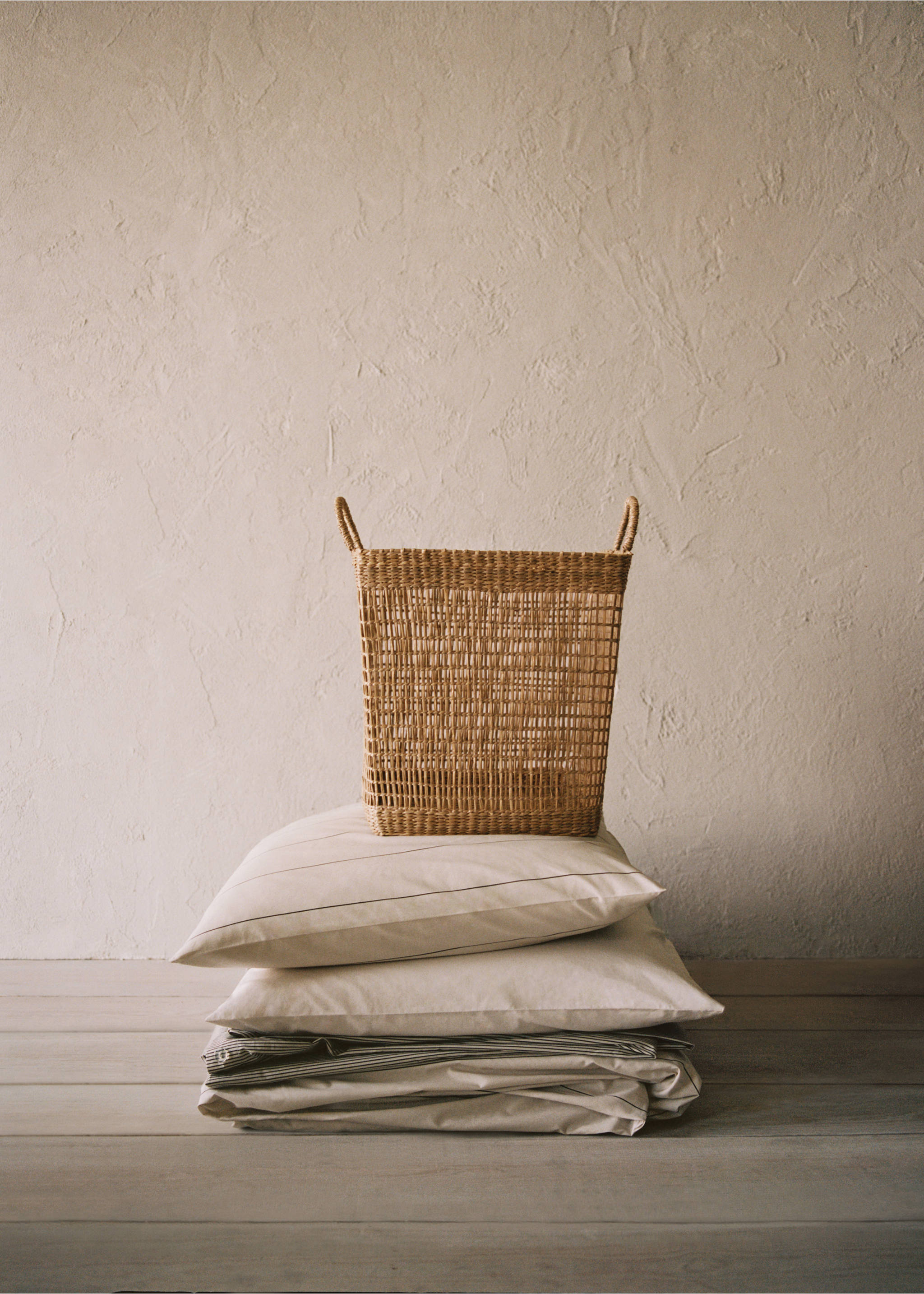 Square natural fibre basket 36x36cm - Details of the article 6, Brown. Ref: 77030604-00.