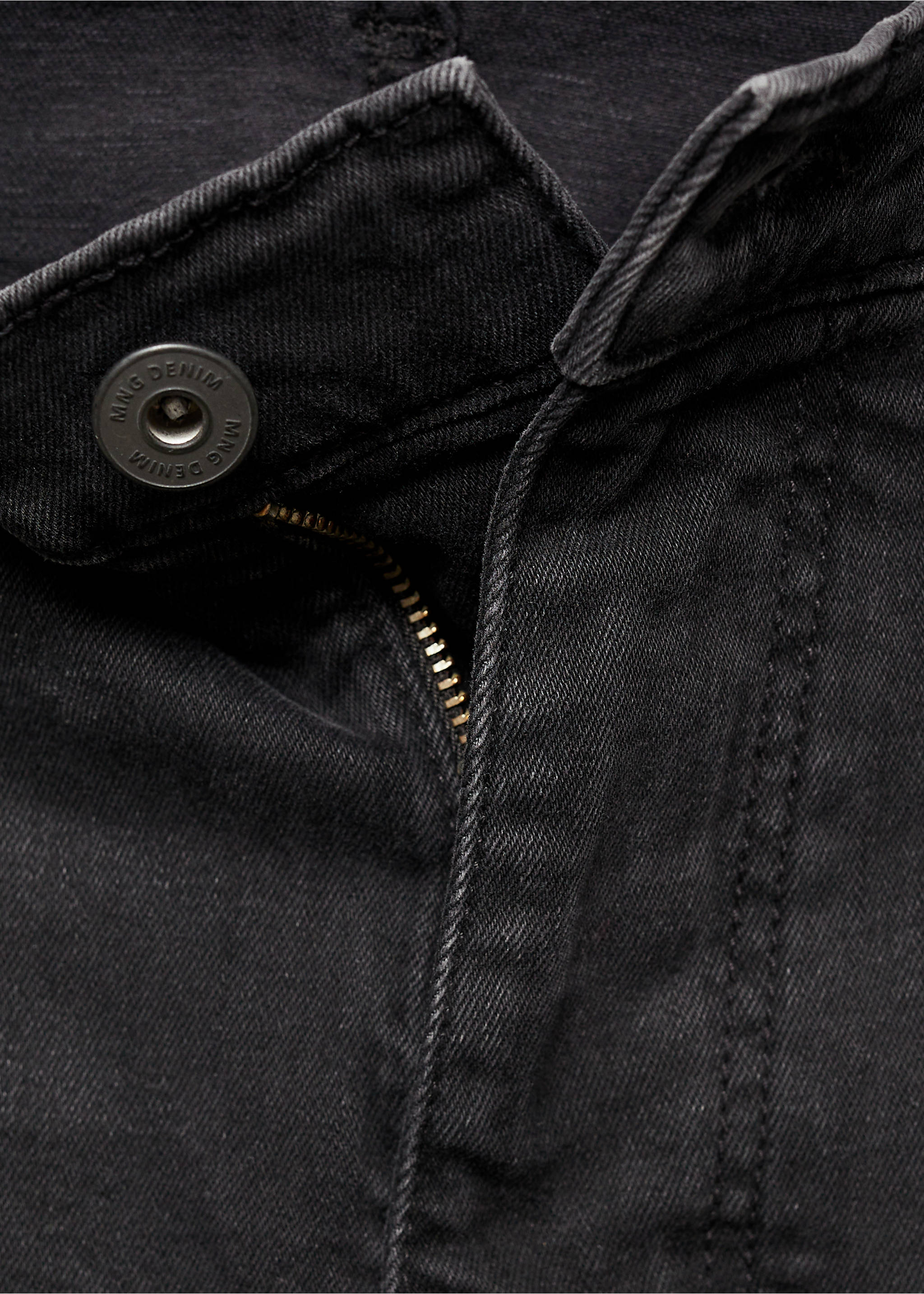 Jude skinny-fit jeans - Details of the article 8, Black denim. Ref: 77030617-00.