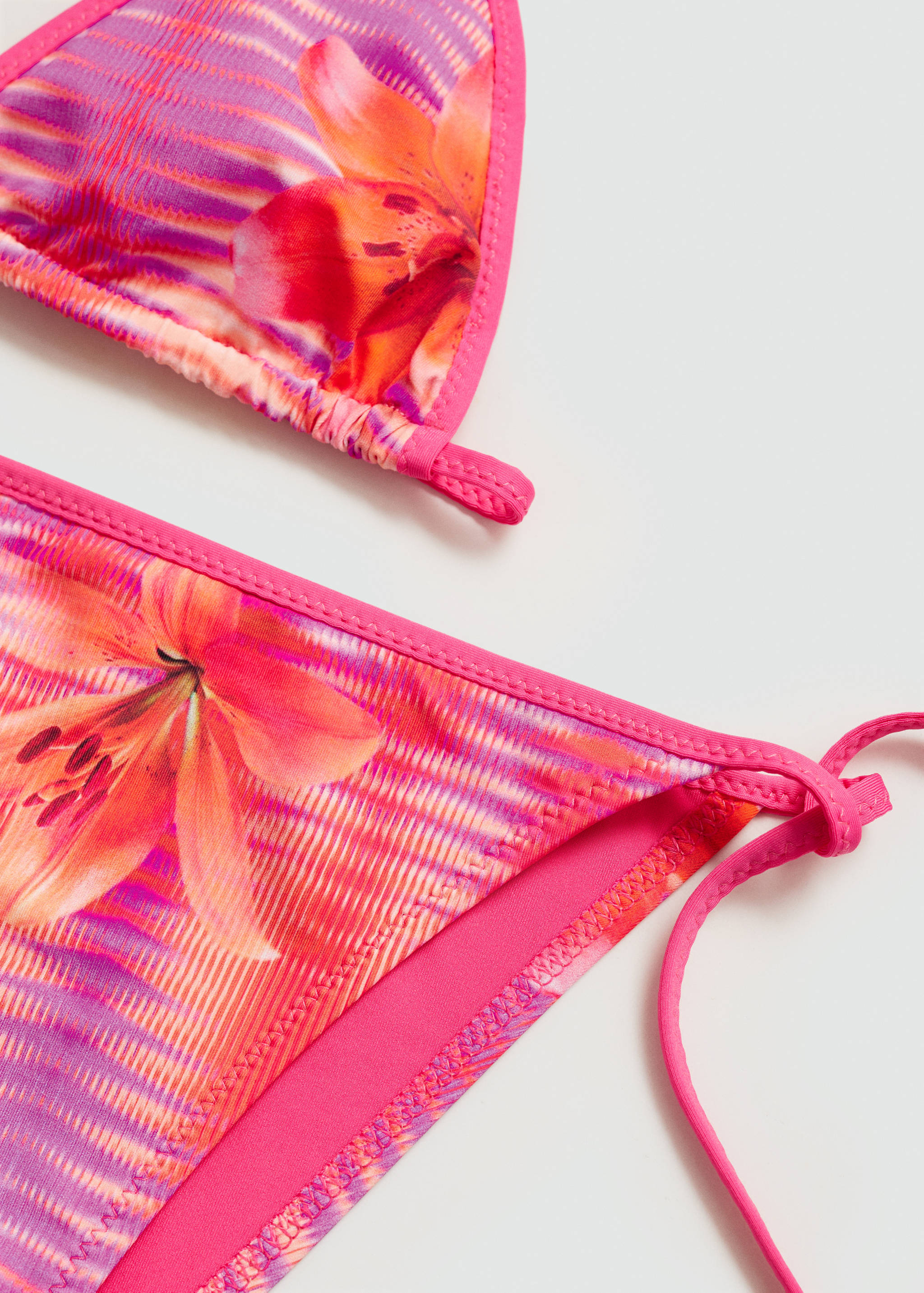 Floral-print bikini top - Details of the article 0