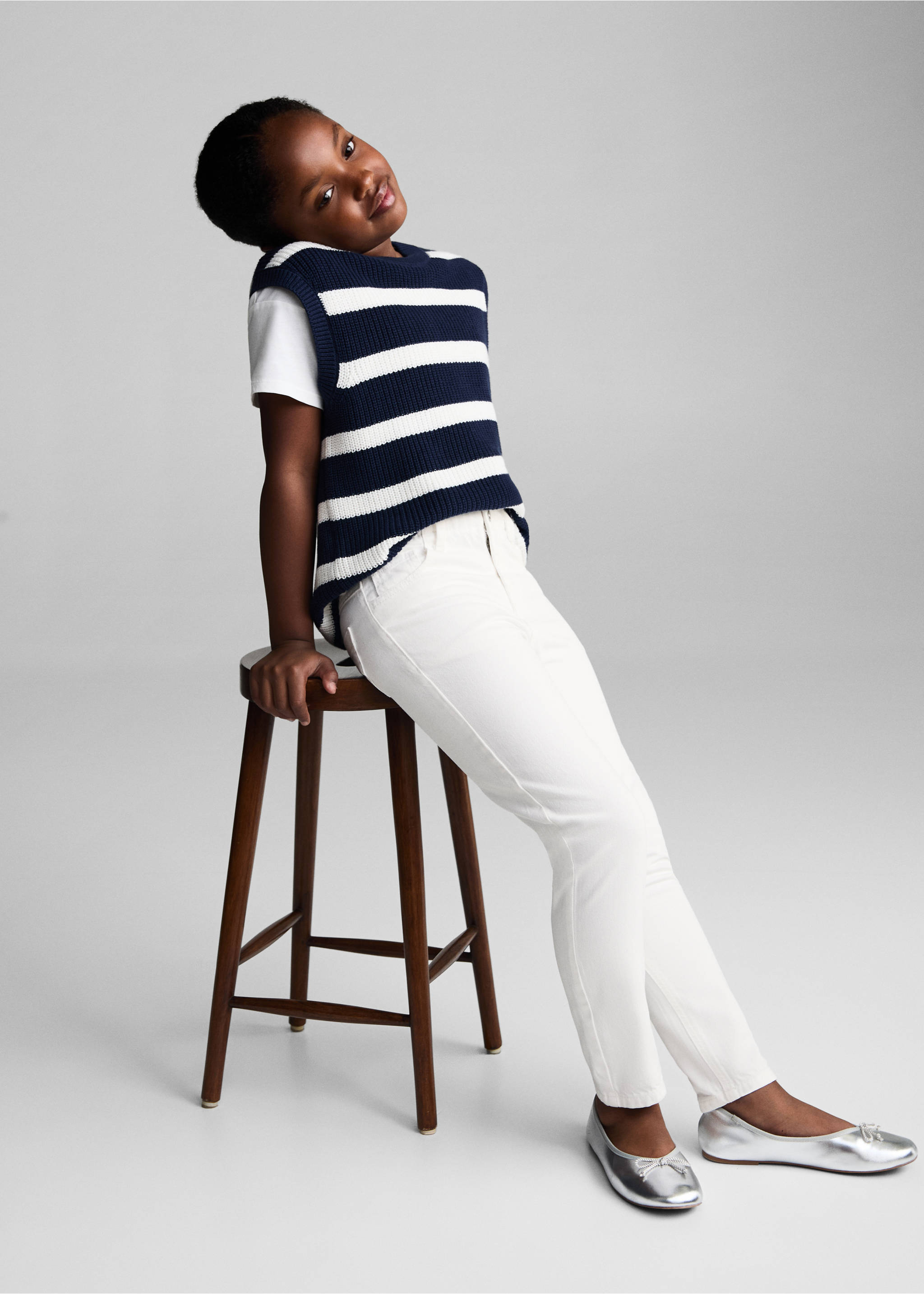 Paperbag jeans - Details of the article 1, White. Ref: 77031008-00.