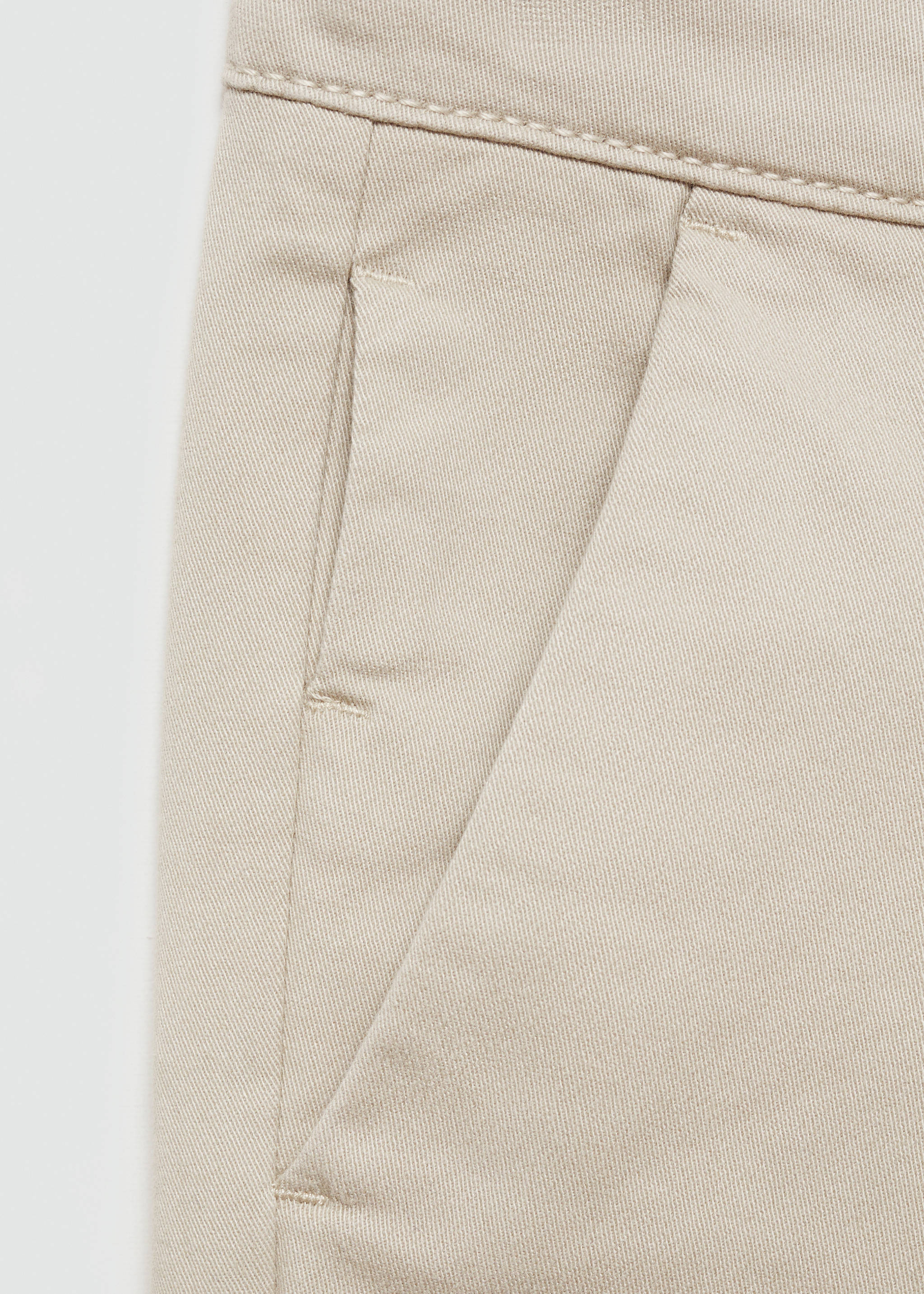Cotton chinos - Details of the article 0