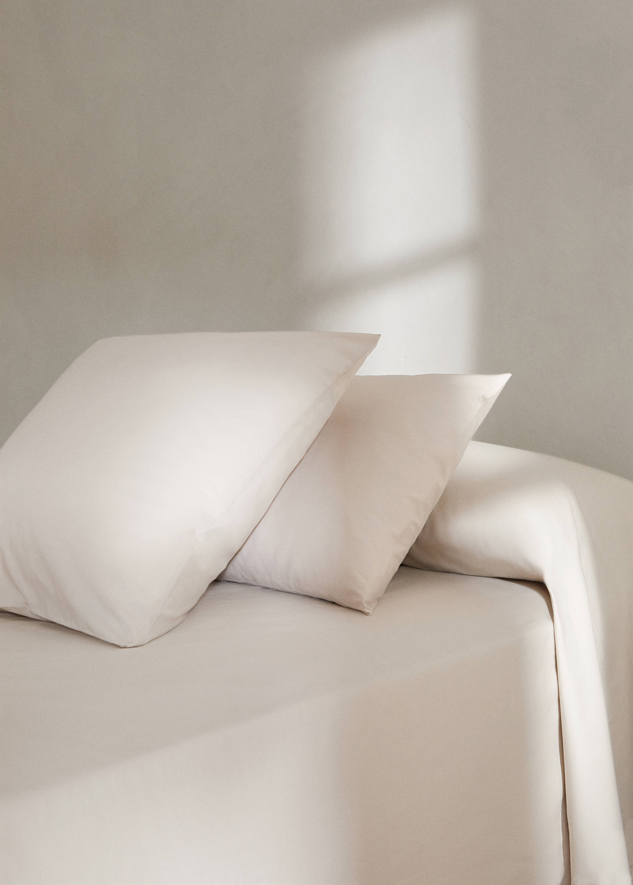 300-thread percale cotton pillowcase  60x60cm - General plane