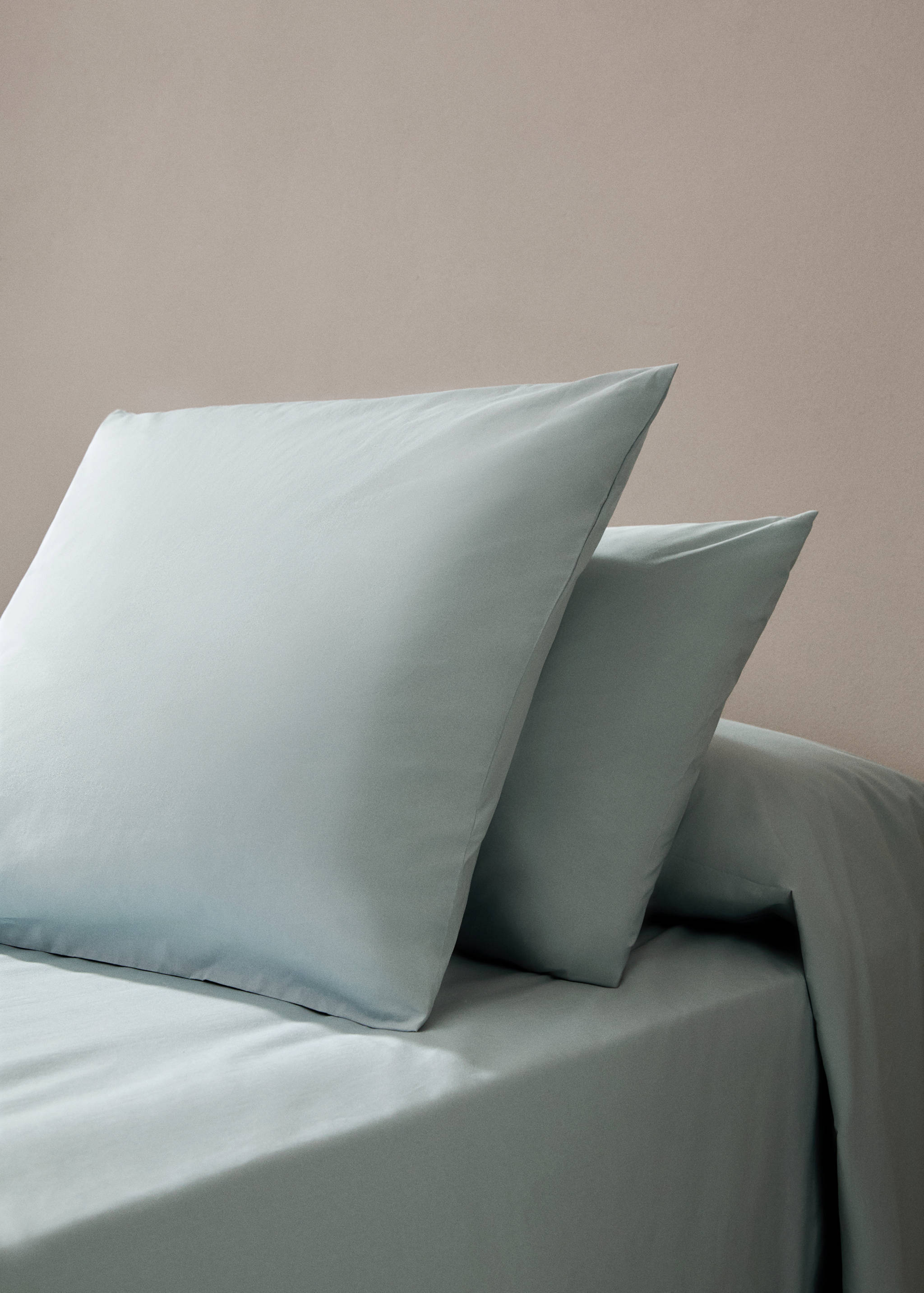 300-thread percale cotton pillowcase  60x60cm - General plane