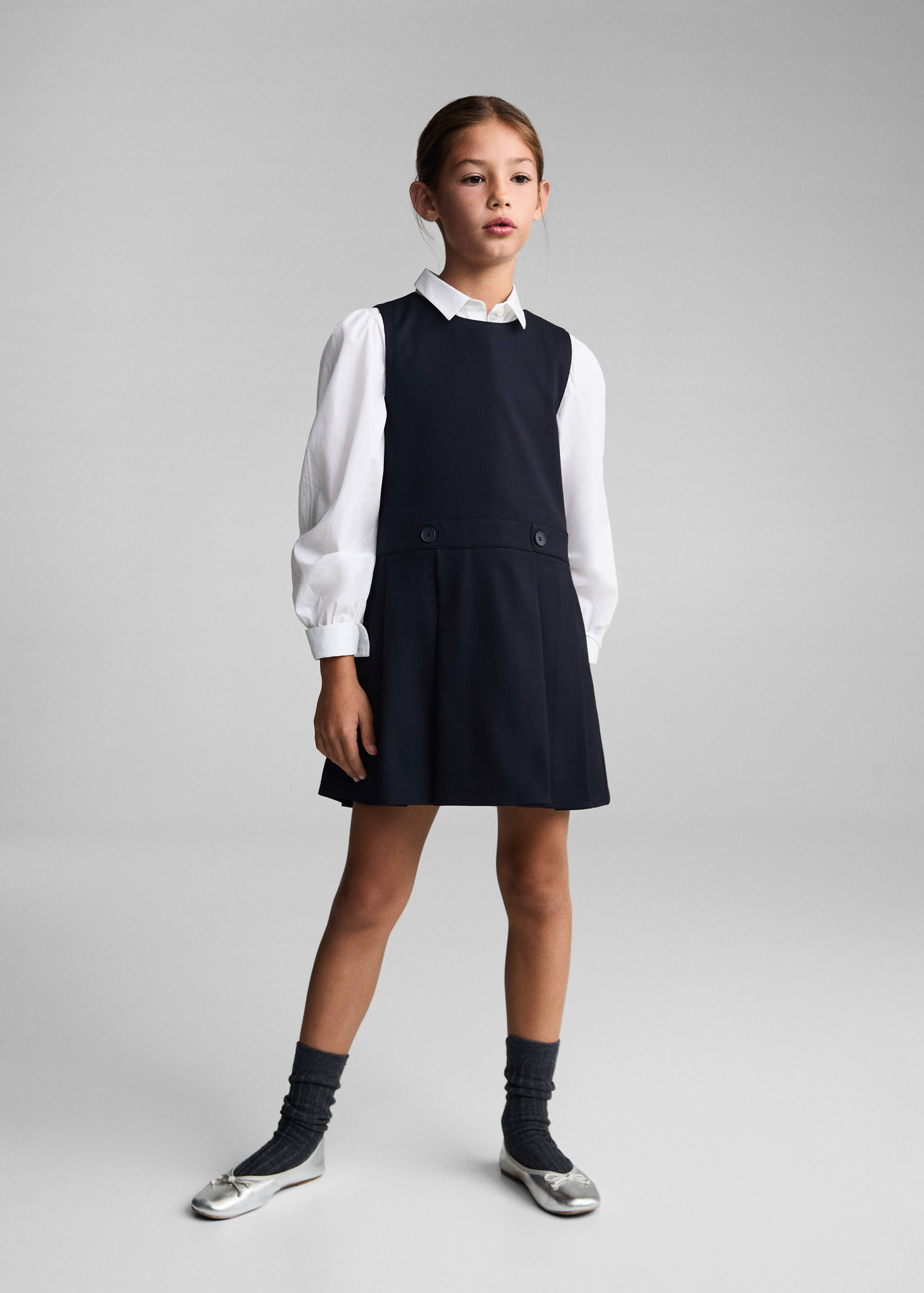 Pleated short dress - General plane