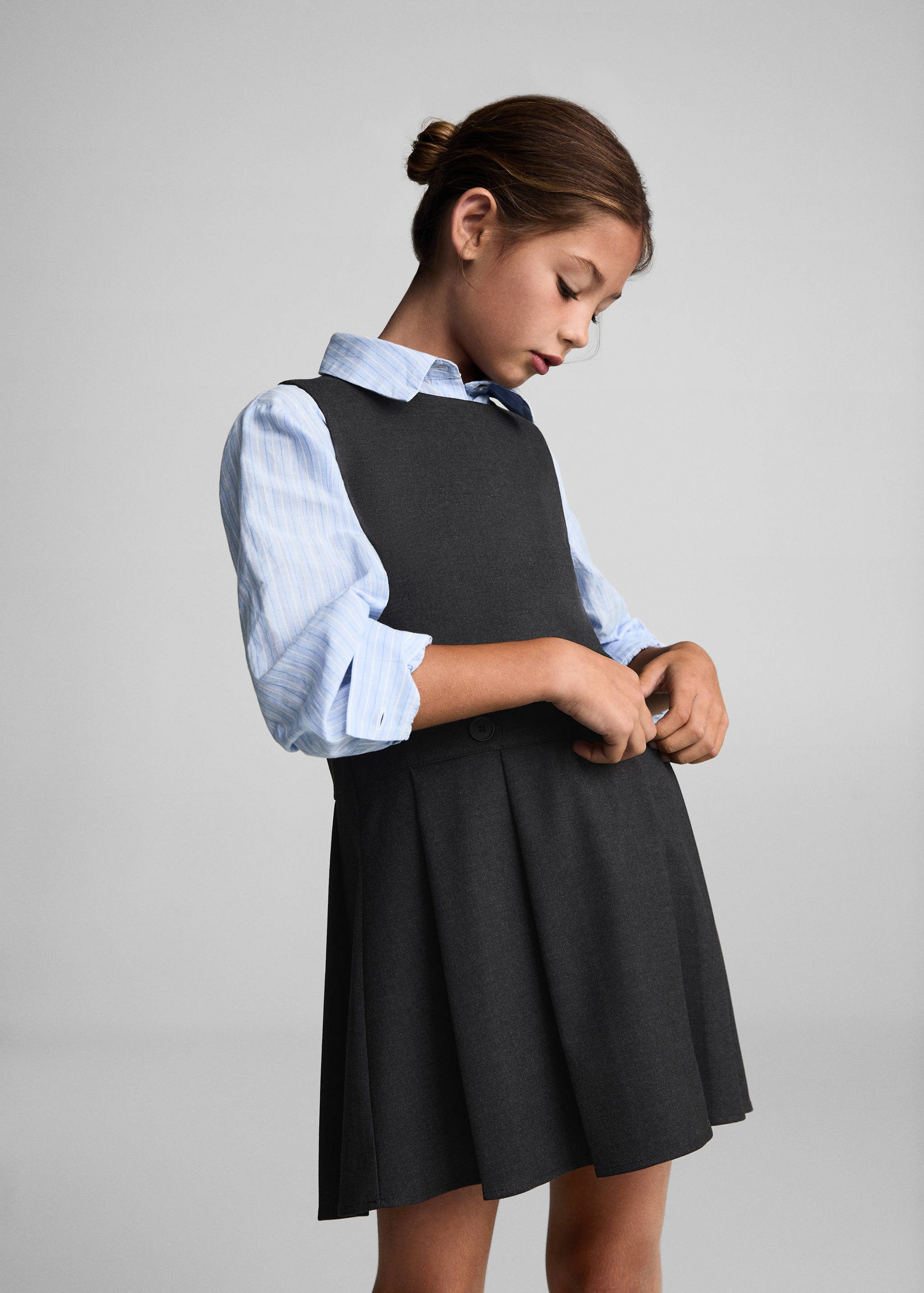 Pleated short dress - Medium plane