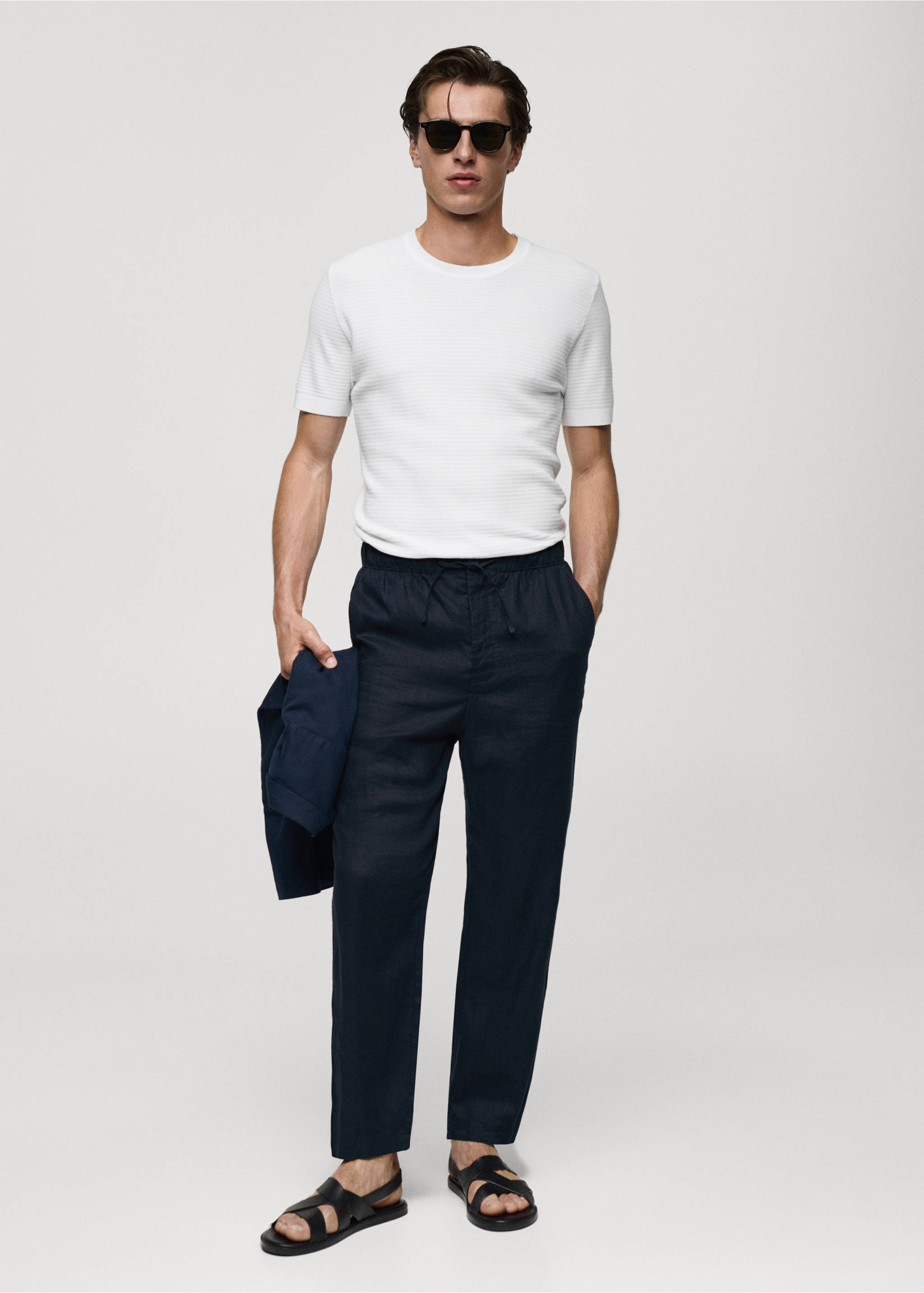 Koszulka z dzianiny z tencelu z warkoczami - Plan ogólny, Biały. Ref: 77032538-00.