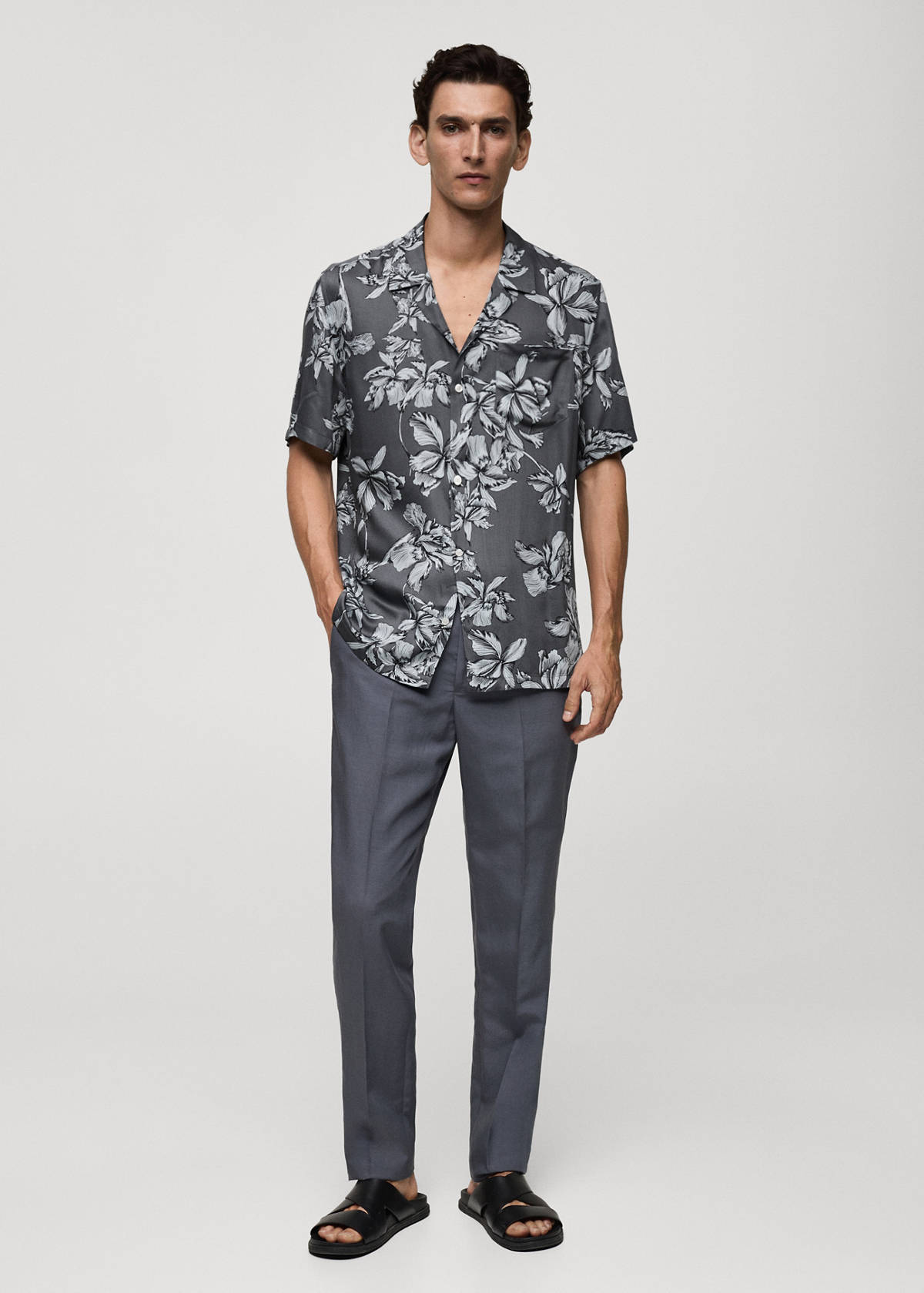 Regular-fit Hawaiian-print shirt