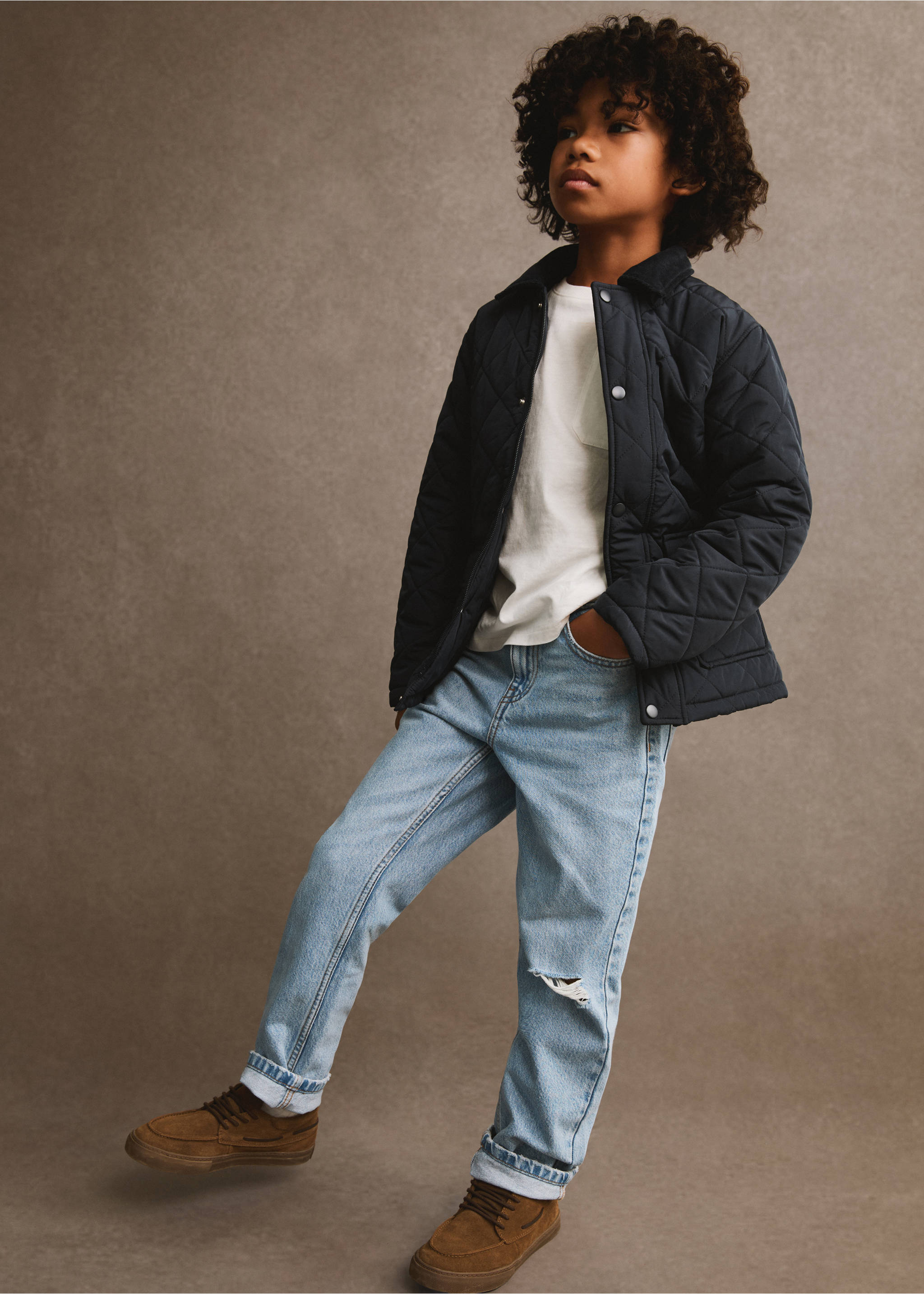 Dad decorative ripped jeans - Details of the article 6, Medium Blue. Ref: 77032914-00.