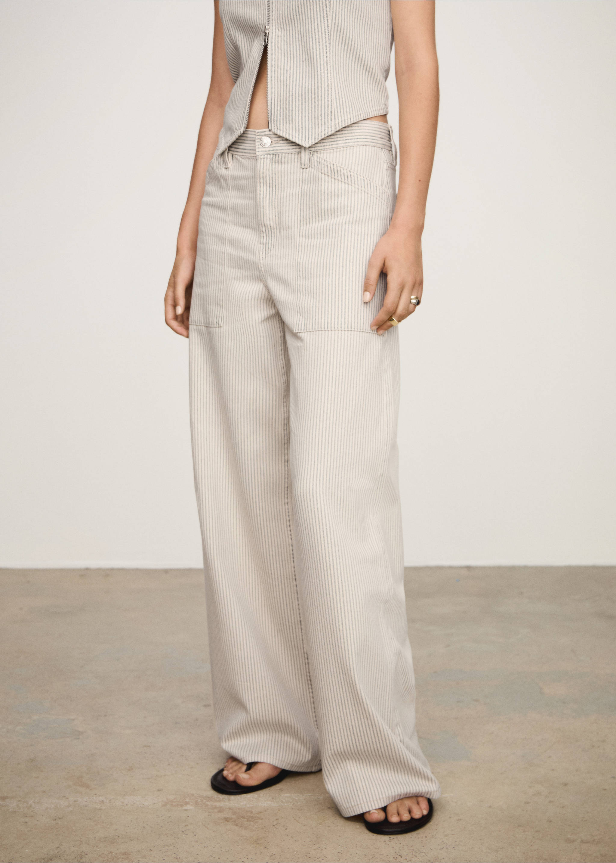 Gestreifte Wideleg-Jeans - Mittlere Ansicht, Beige. Ref: 77032915-00.