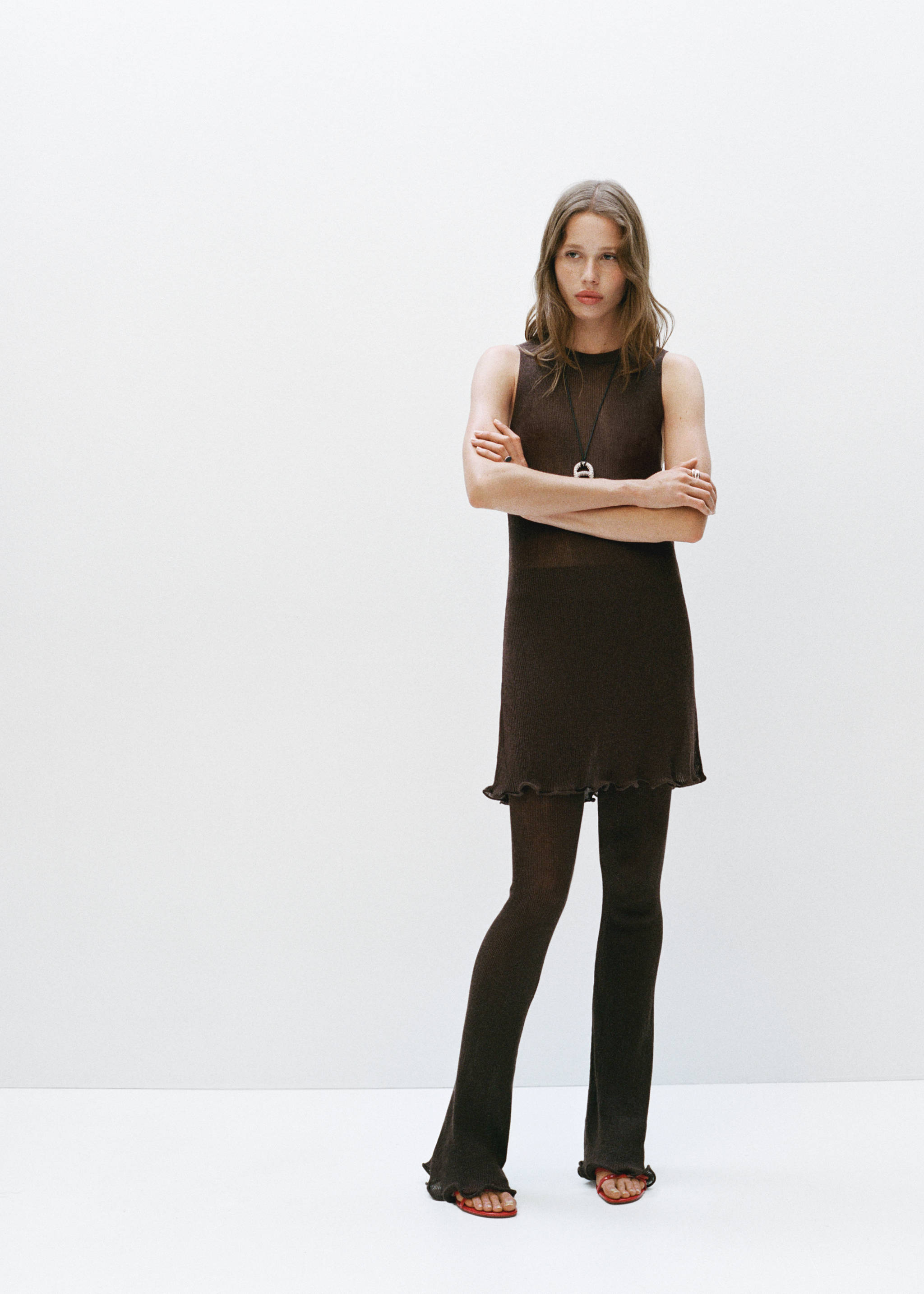 Sandalia tiras tacón hebillas - Plano general