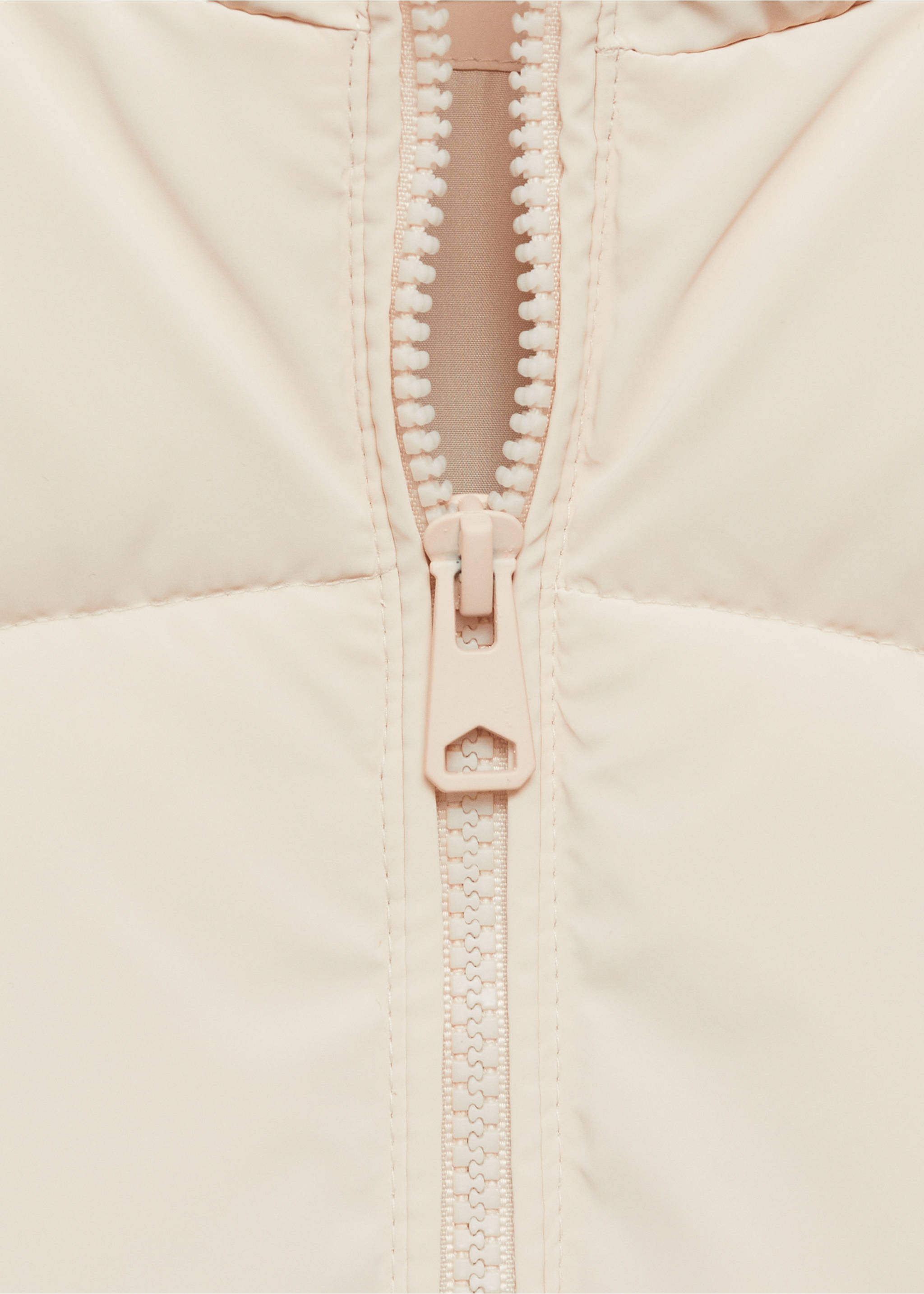 Quilted gilet - Details of the article 8, Ecru. Ref: 77033267-00.