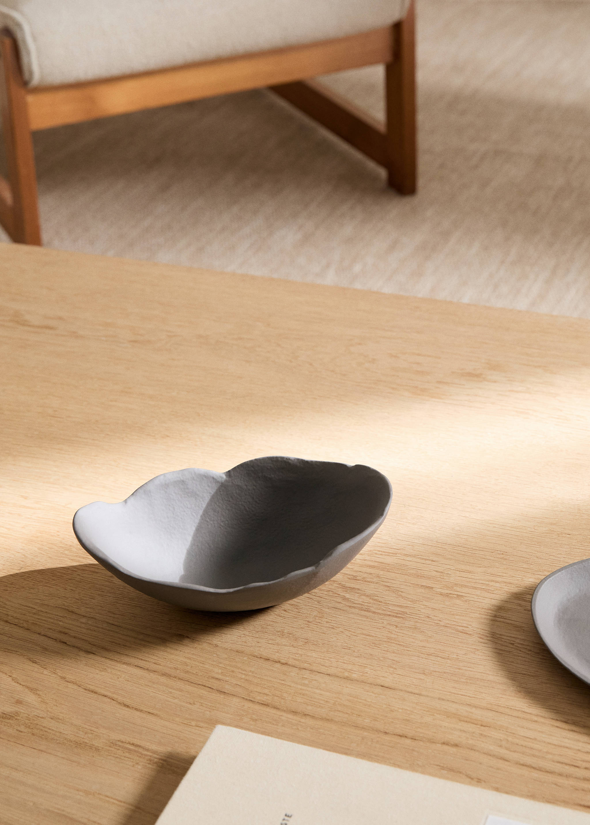 Decorative aluminium tray 4.9x3.1in - General plane