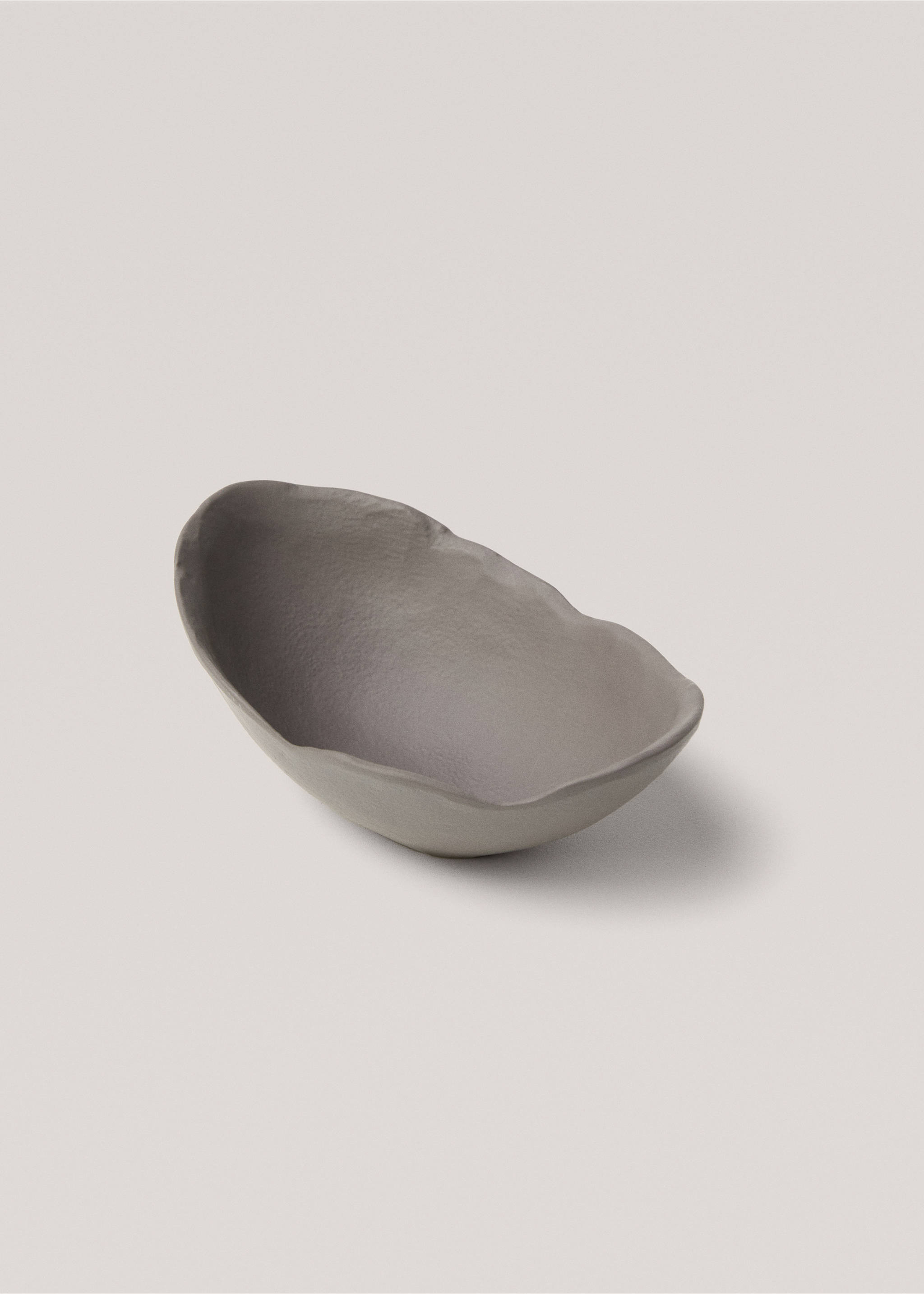 Decorative aluminium tray 4.9x3.1in - Details of the article 1, Brown. Ref: 77033274-00.