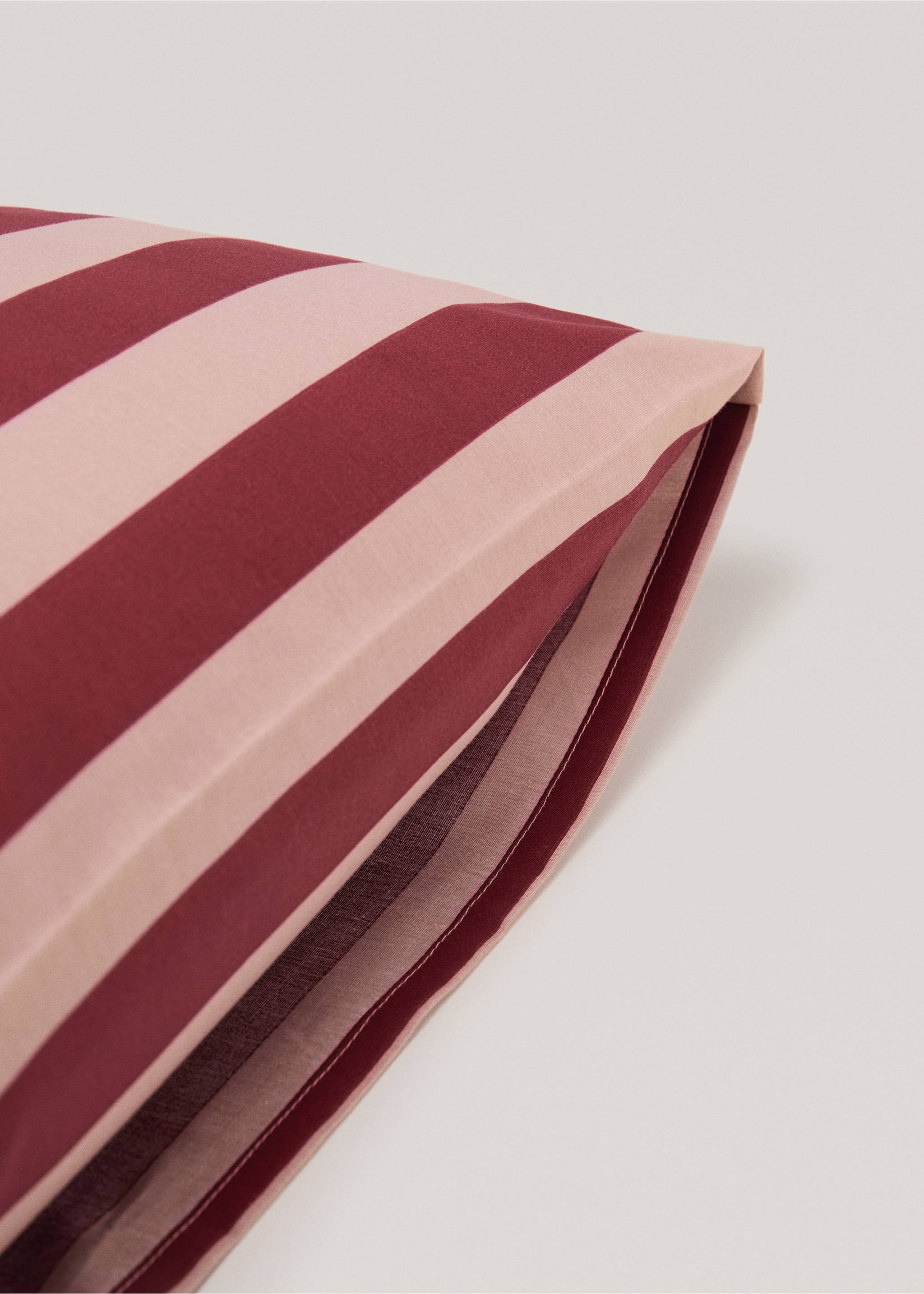 Cotton percale kodak-stripe percale pillowcase 50x75cm - Details of the article 2, Pink. Ref: 77033276-00.