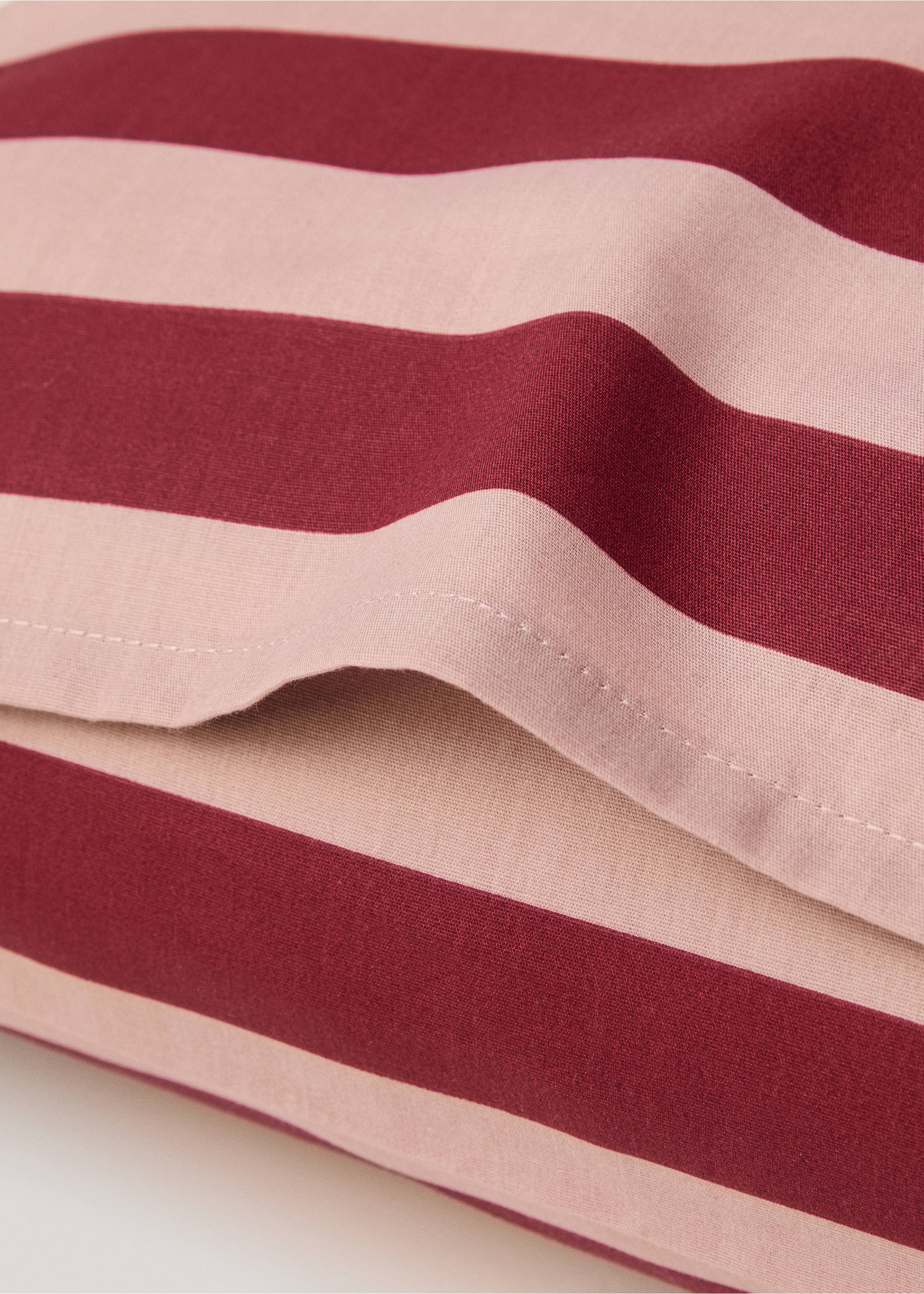 Cotton percale kodak-stripe percale pillowcase 50x75cm - Details of the article 3, Pink. Ref: 77033276-00.