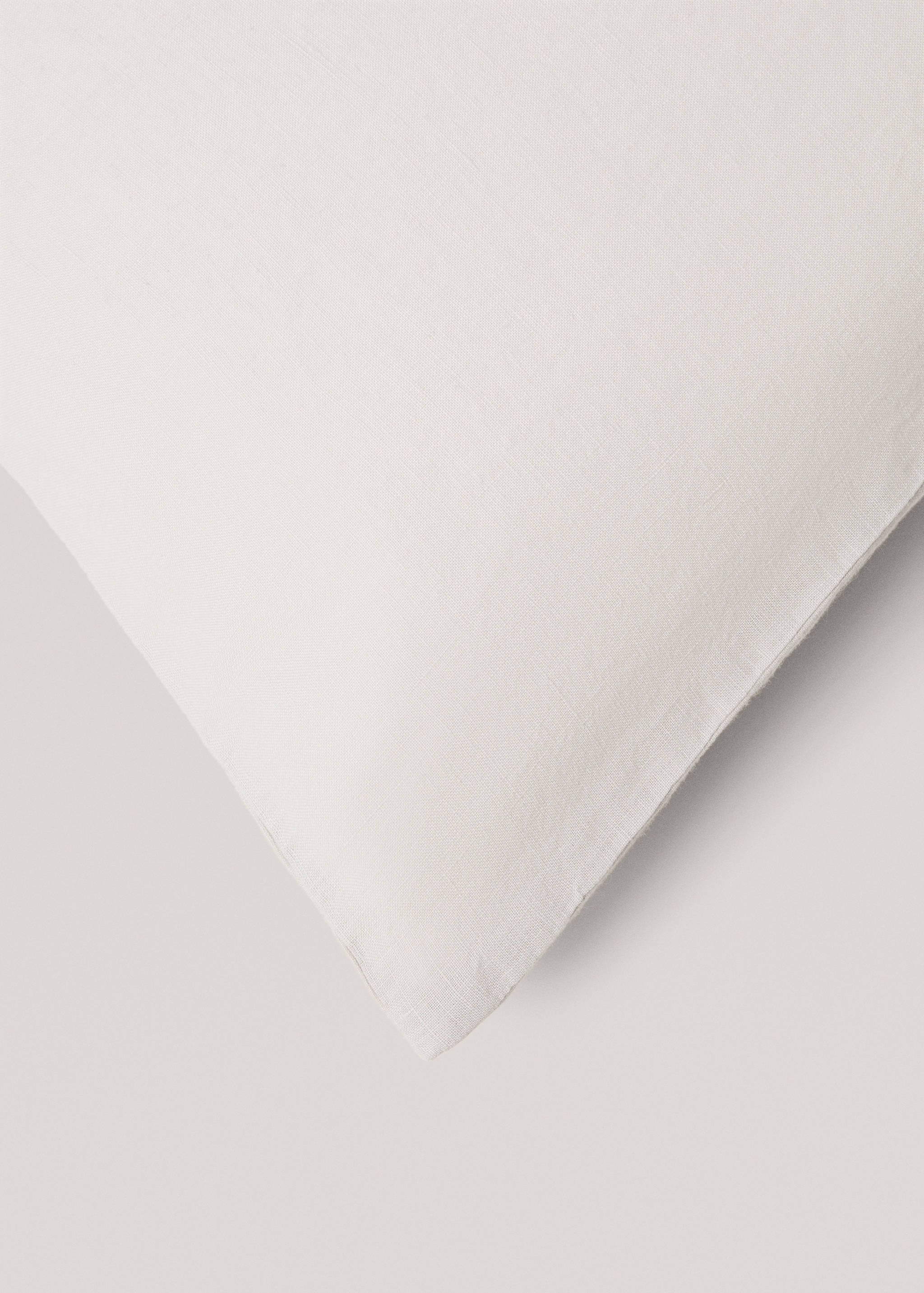 Striped linen cushion case - Details of the article 2