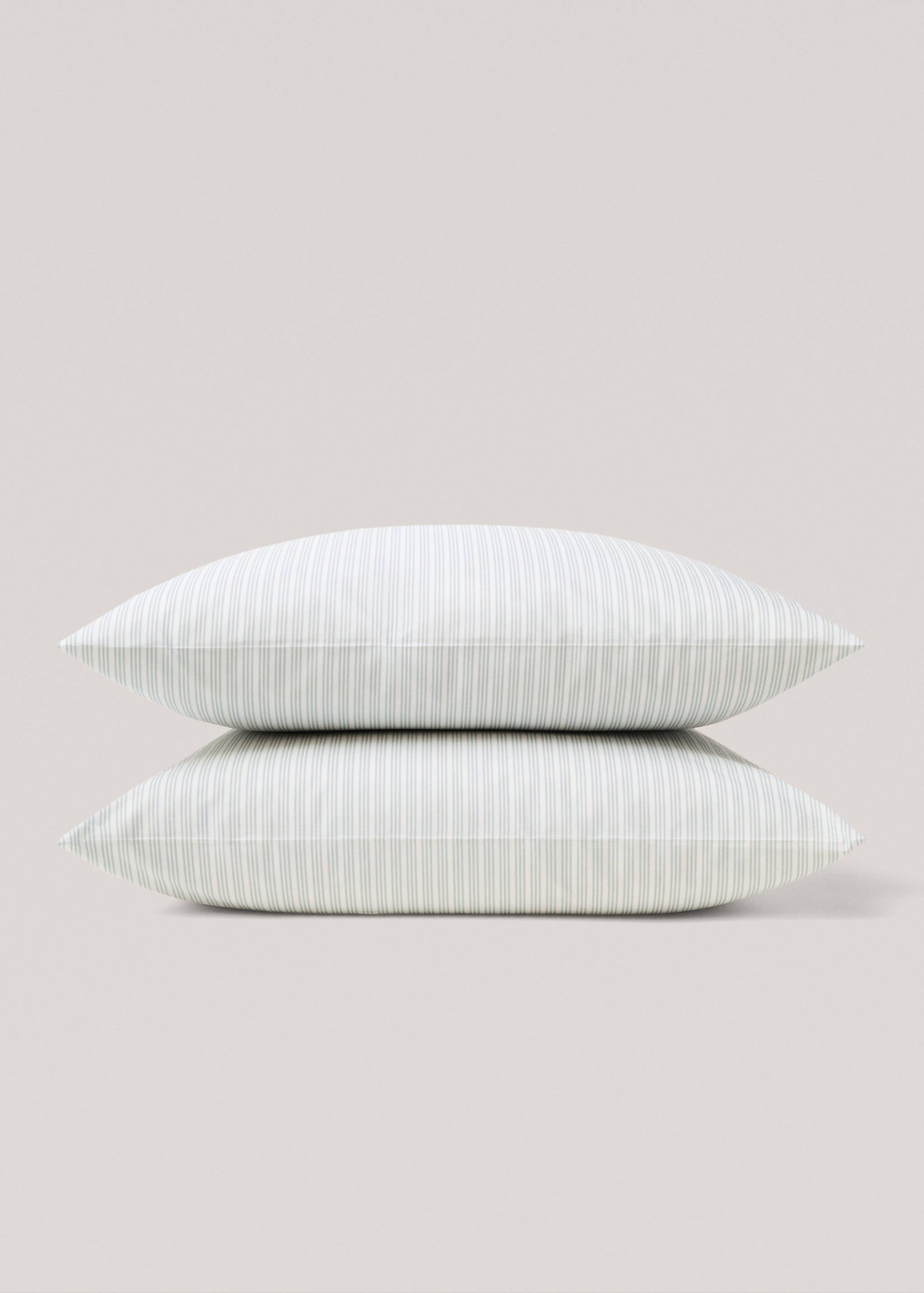 Stripe-print pillow cases 60x60cm - Details of the article 3