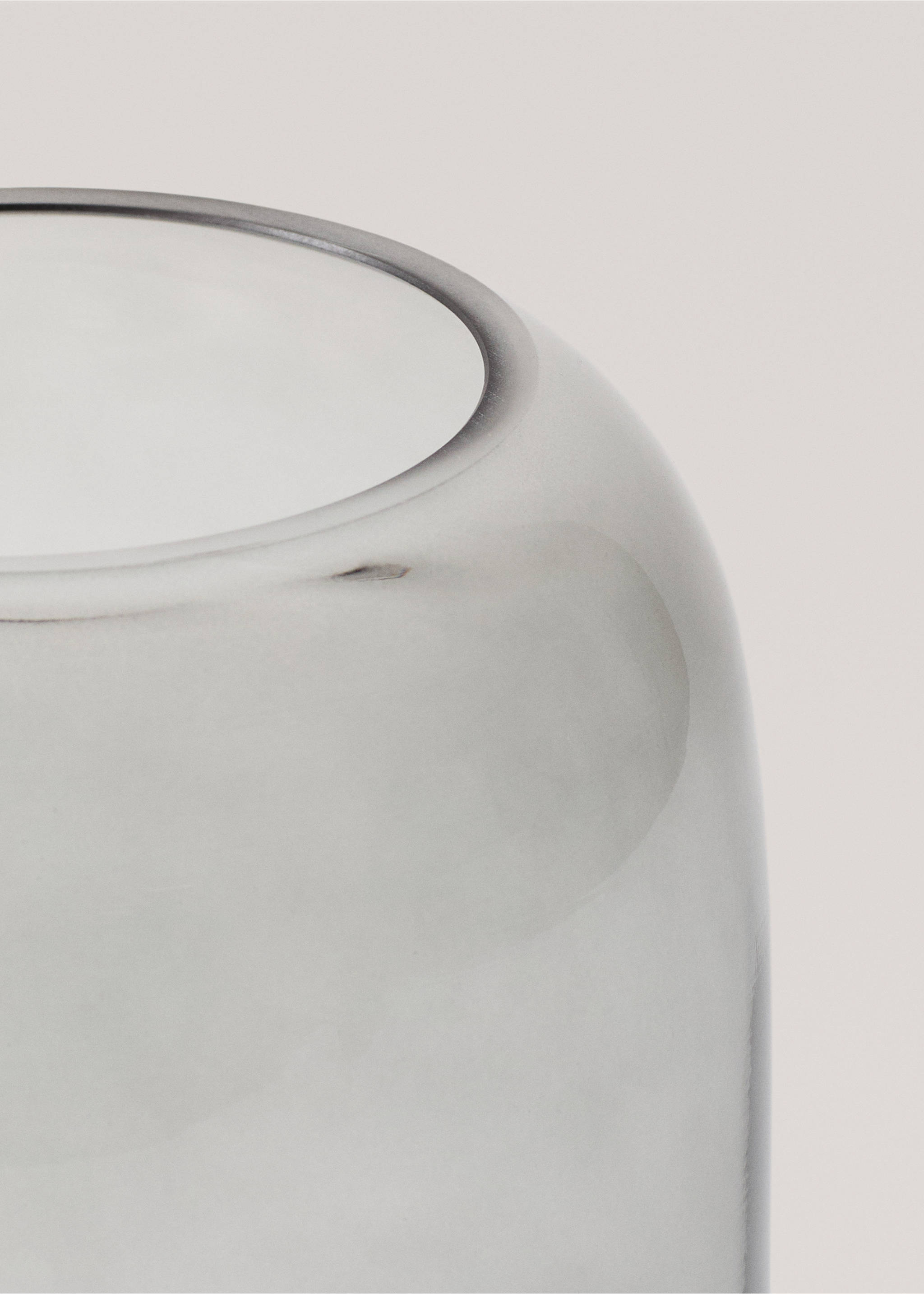 Grey glass vase 15.5x22cm - Details of the article 1, Grey. Ref: 77033284-00.