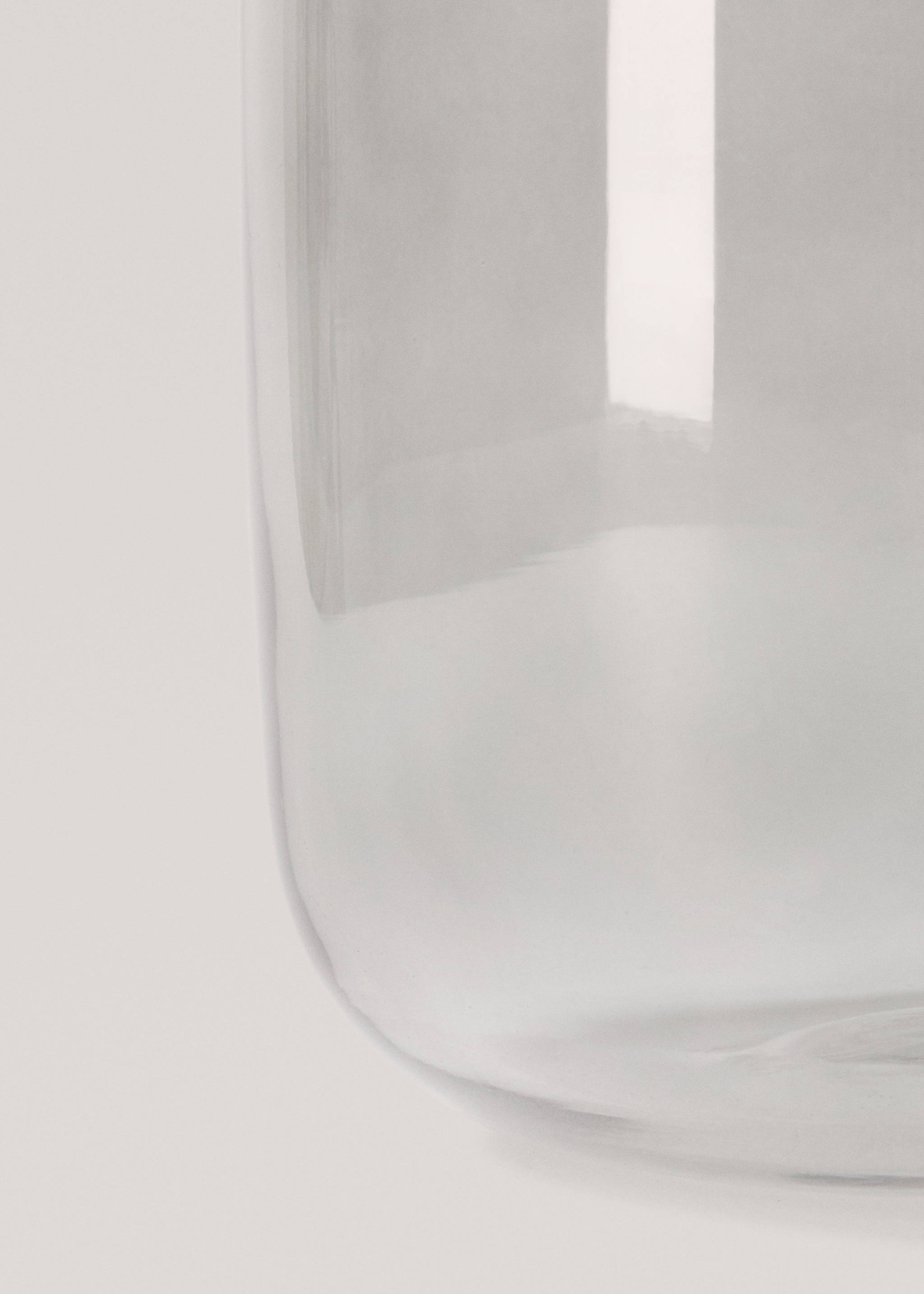 Grey glass vase 15.5x22cm - Details of the article 2