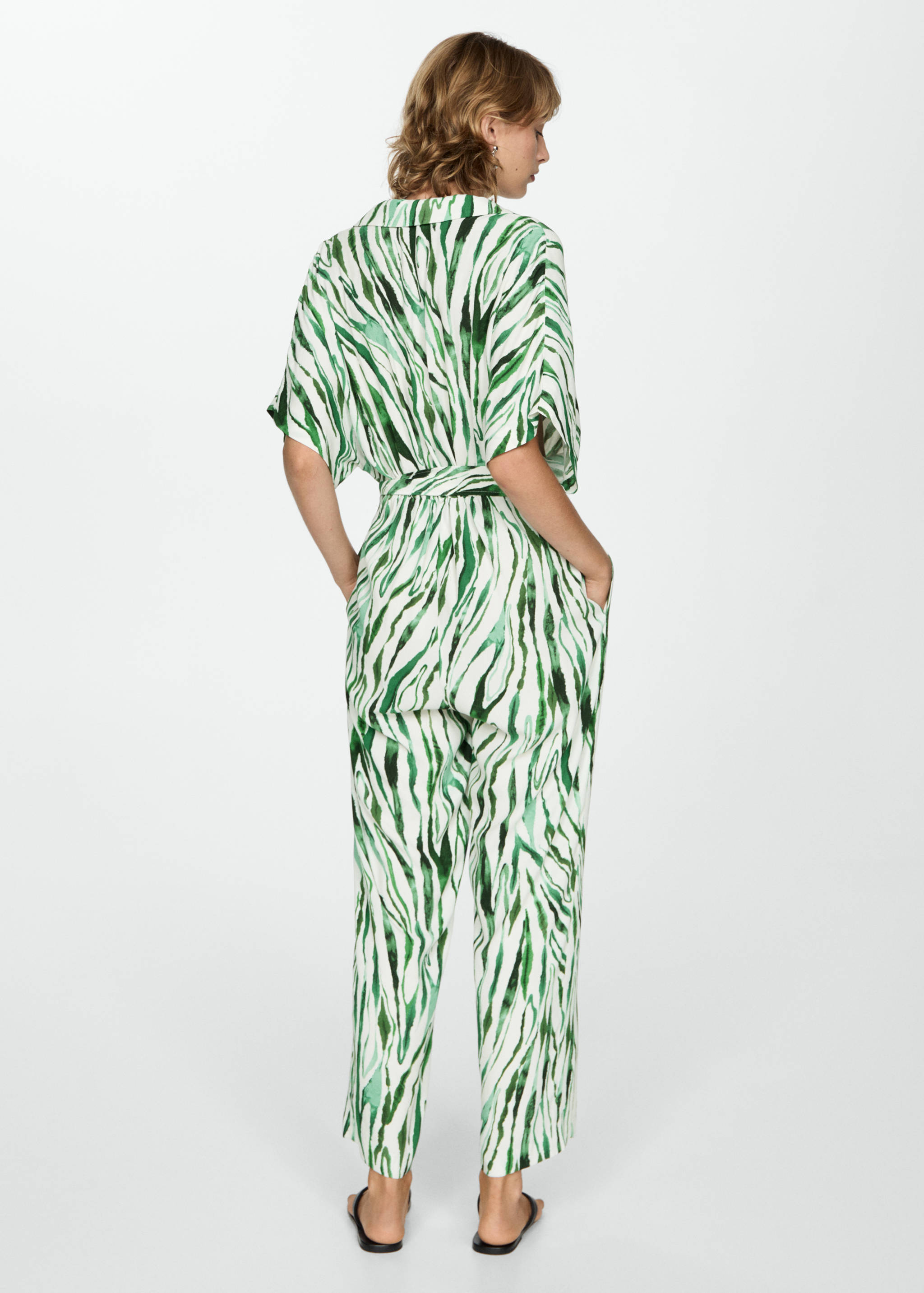 Printed jumpsuit with bow - Reverse of the article