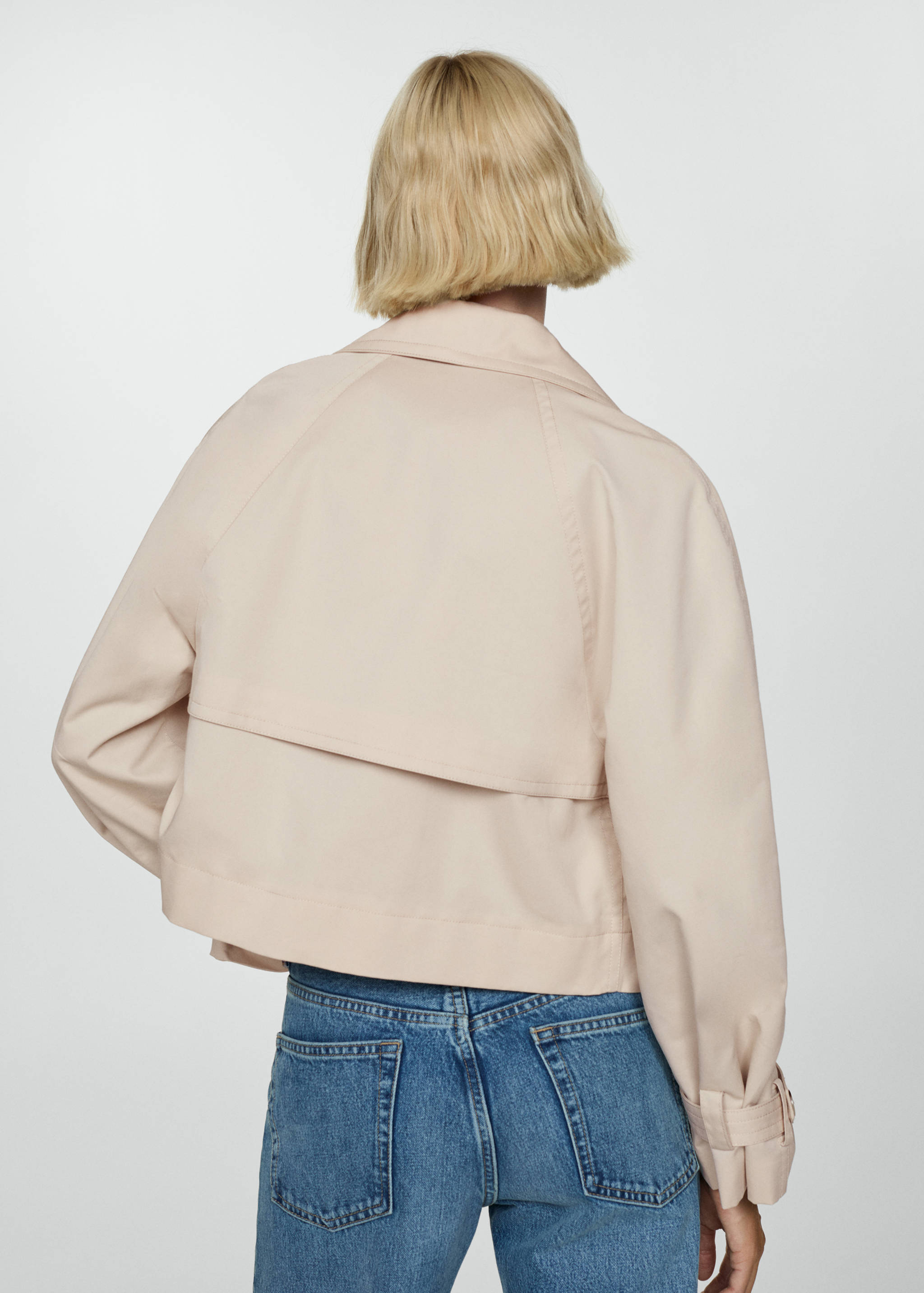 Double-breasted cropped trench coat - Reverse of the article