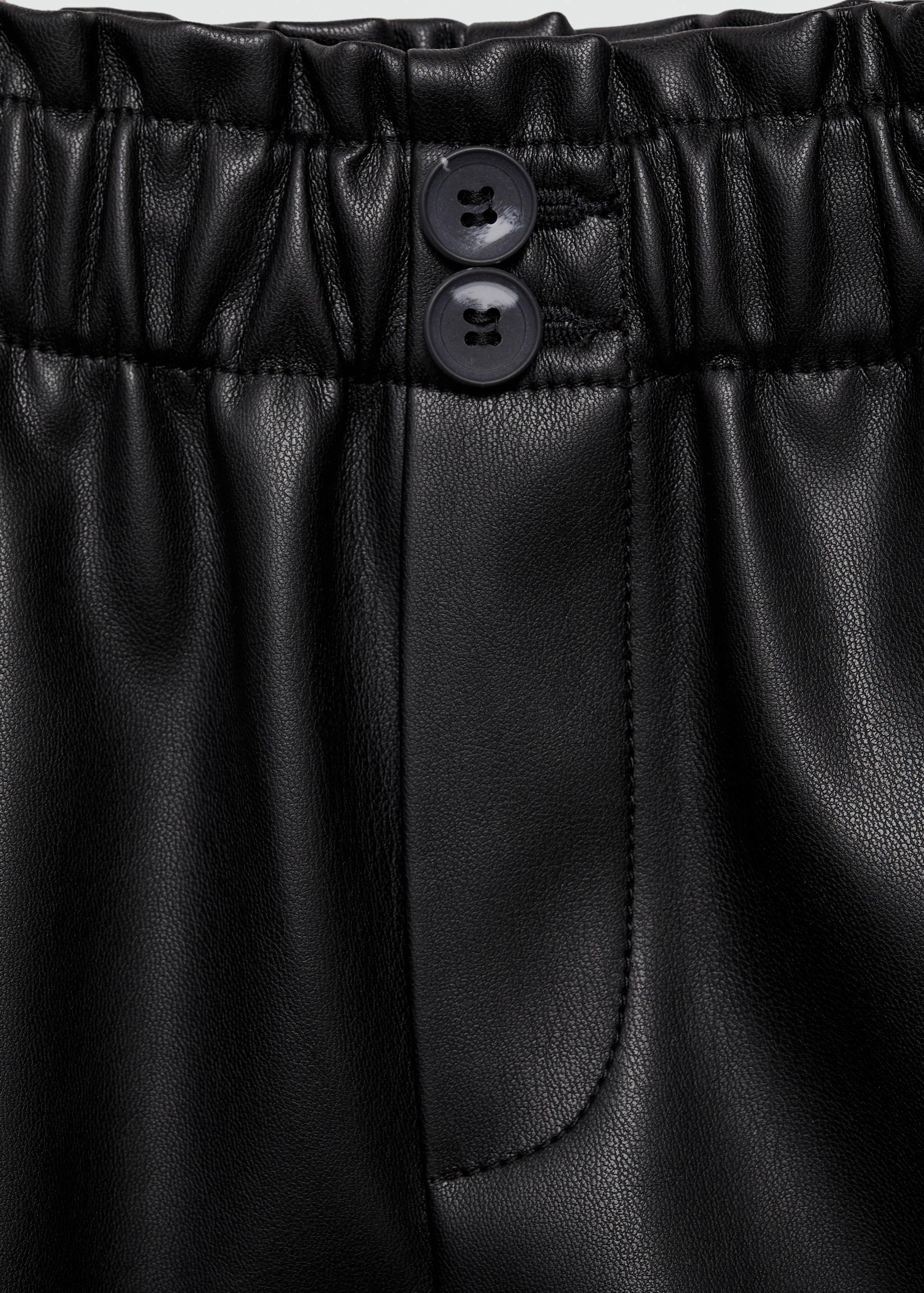 Short simili-cuir - Détail de l'article 8