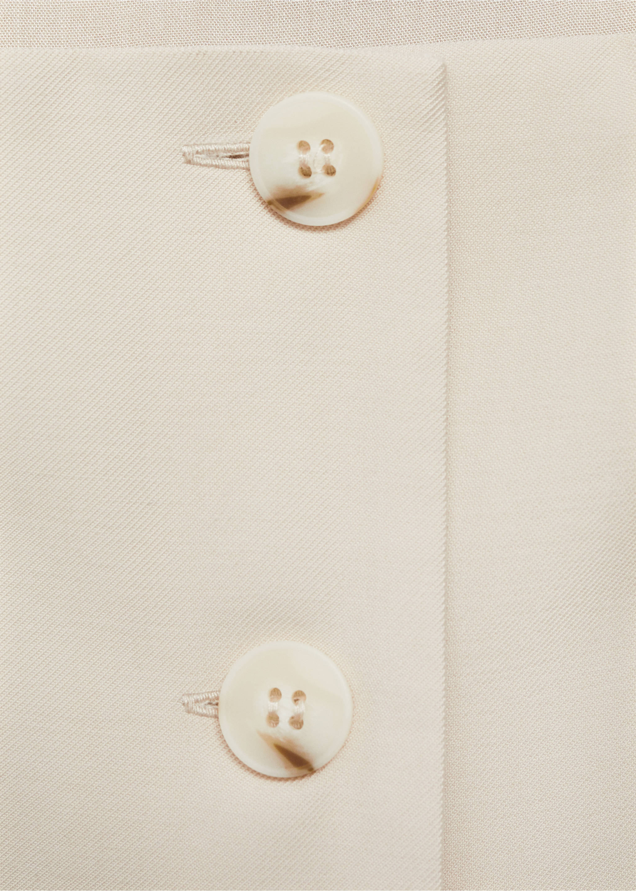 Short buttoned dress - Details of the article 8, Ecru. Ref: 77034029-00.