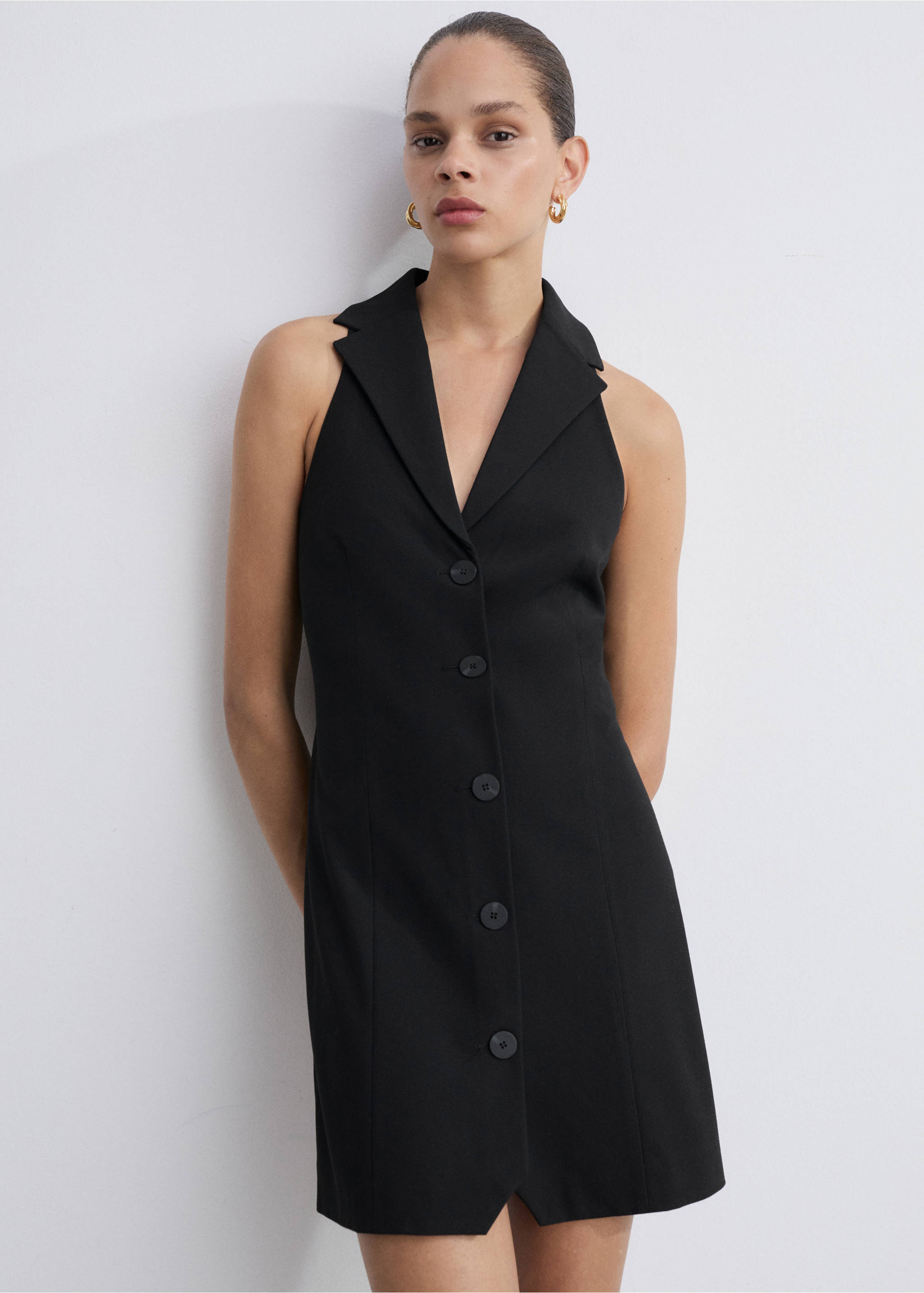 Short dress with lapel - Medium plane, Black. Ref: 77034032-00.