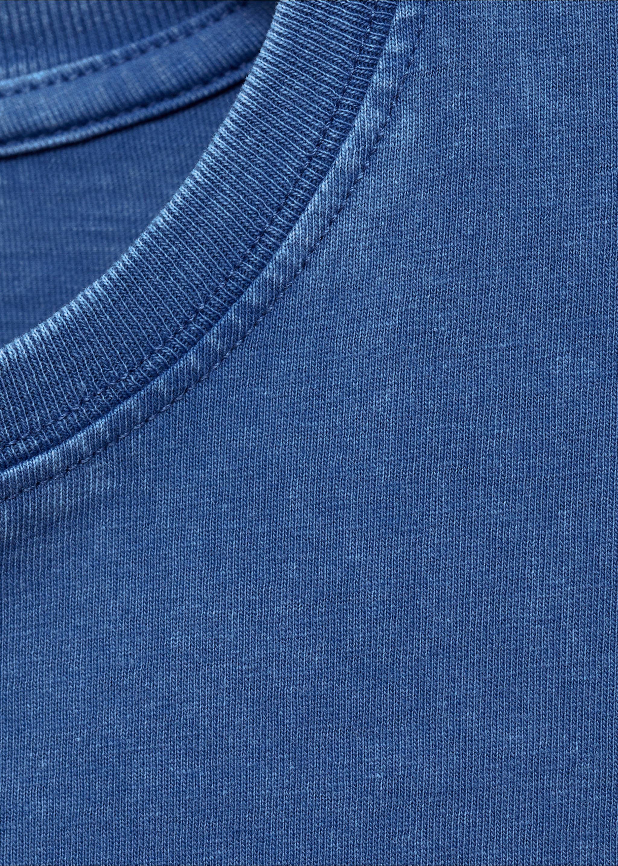 T-shirt message brodé - Détail de l'article 0, Vert. Ref: 77034048-00.