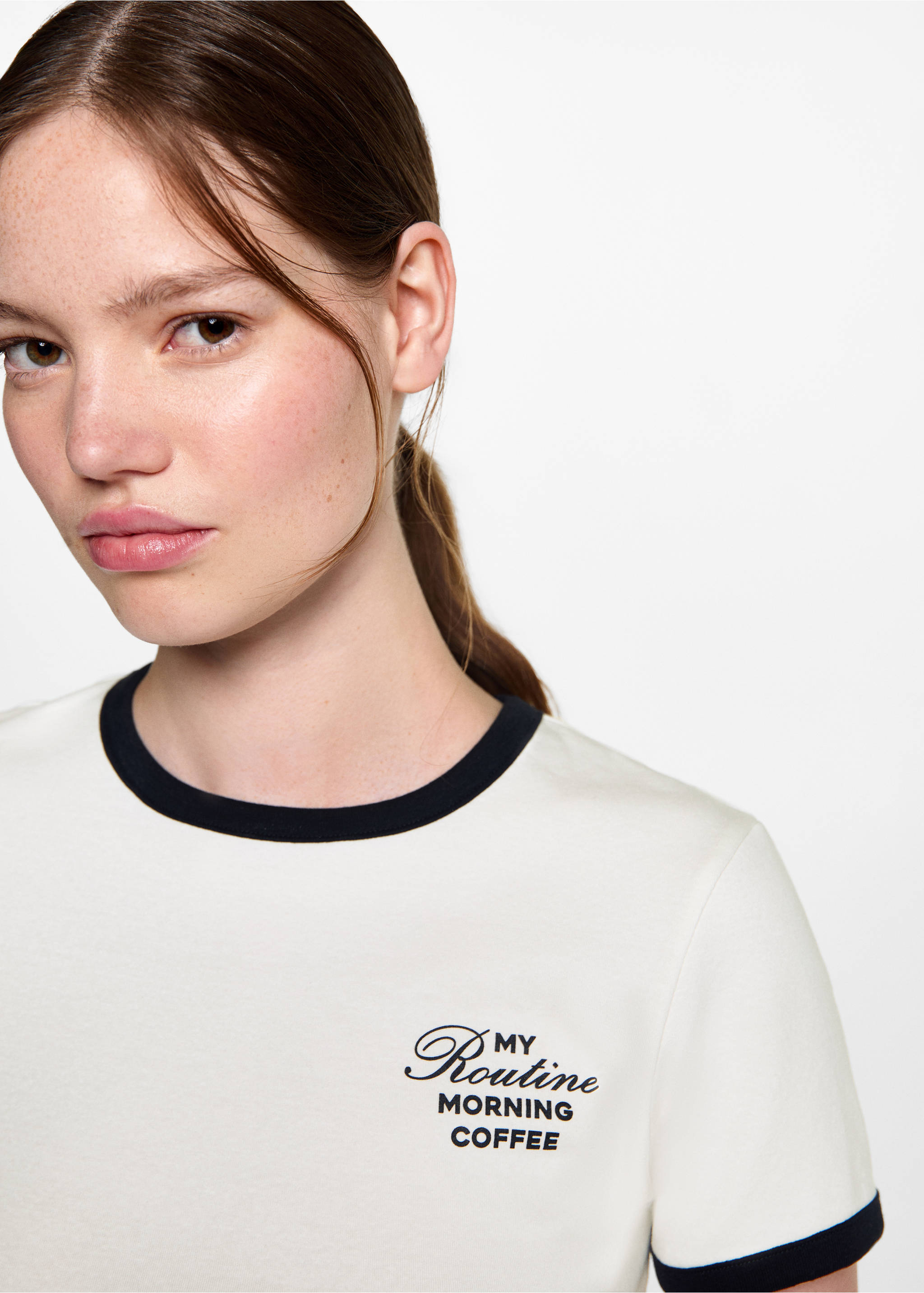 Contrast print T-shirt - Details of the article 1, Off White. Ref: 77034049-00.