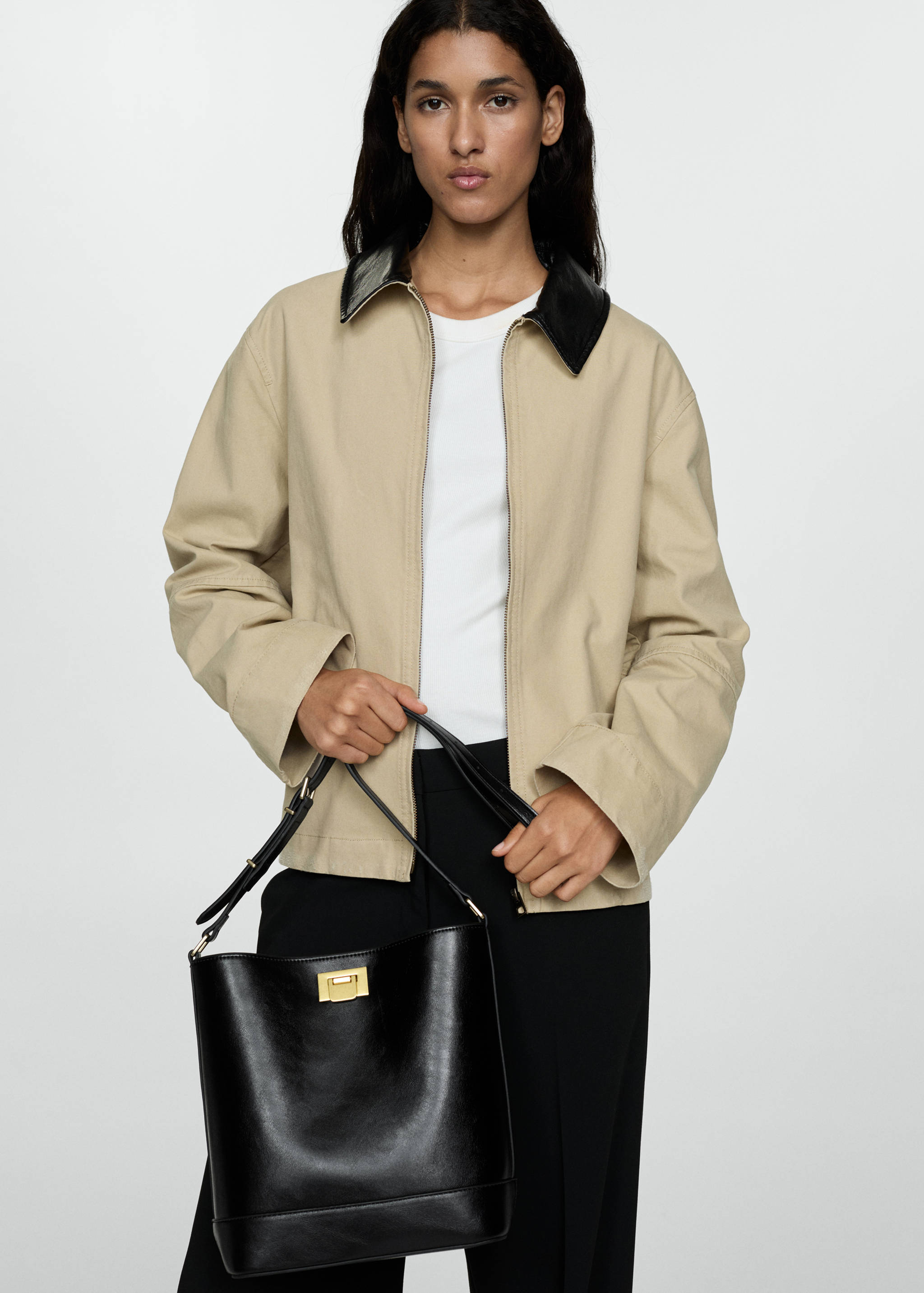 Shopper bag with metallic detail - Details of the article 9