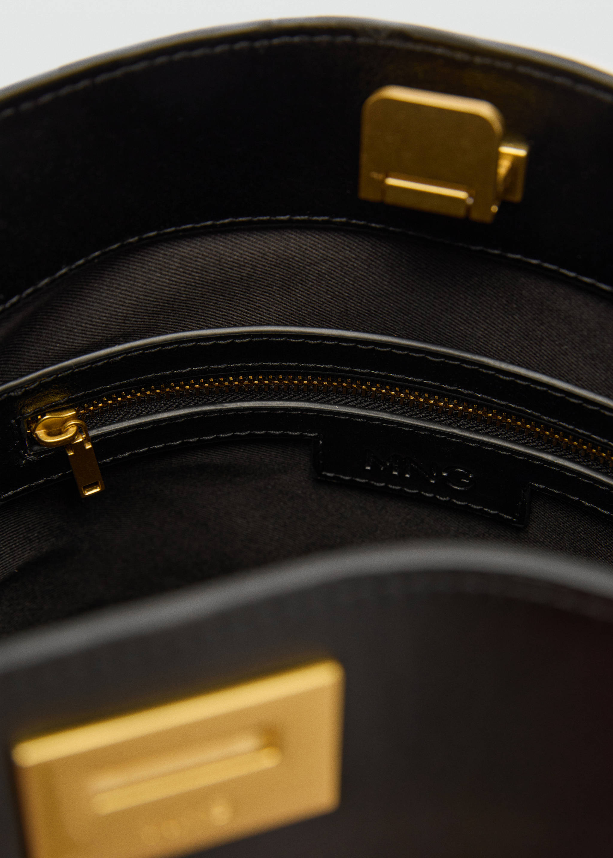 Shopper bag with metallic detail - Details of the article 4