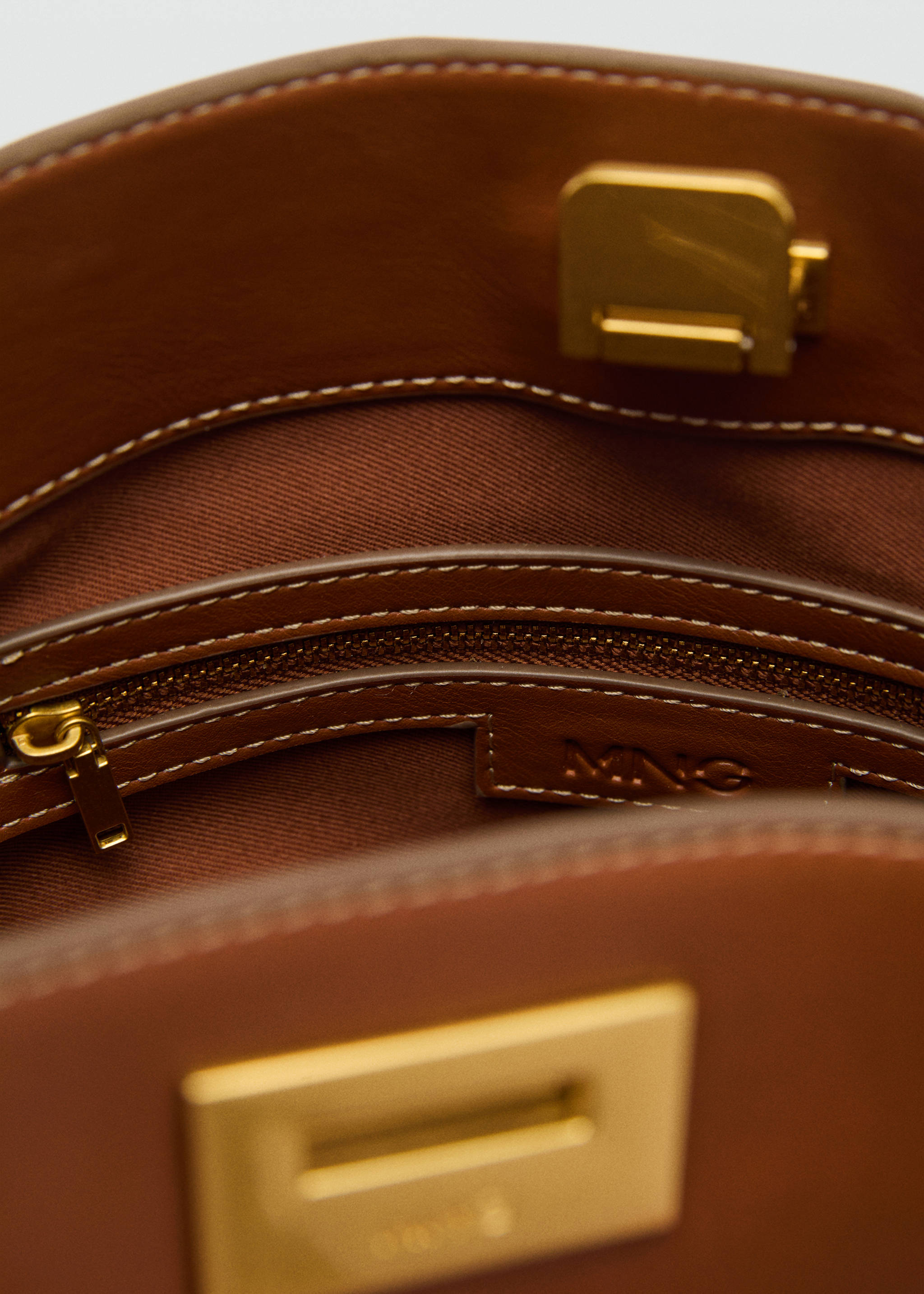 Shopper bag with metallic detail - Details of the article 4