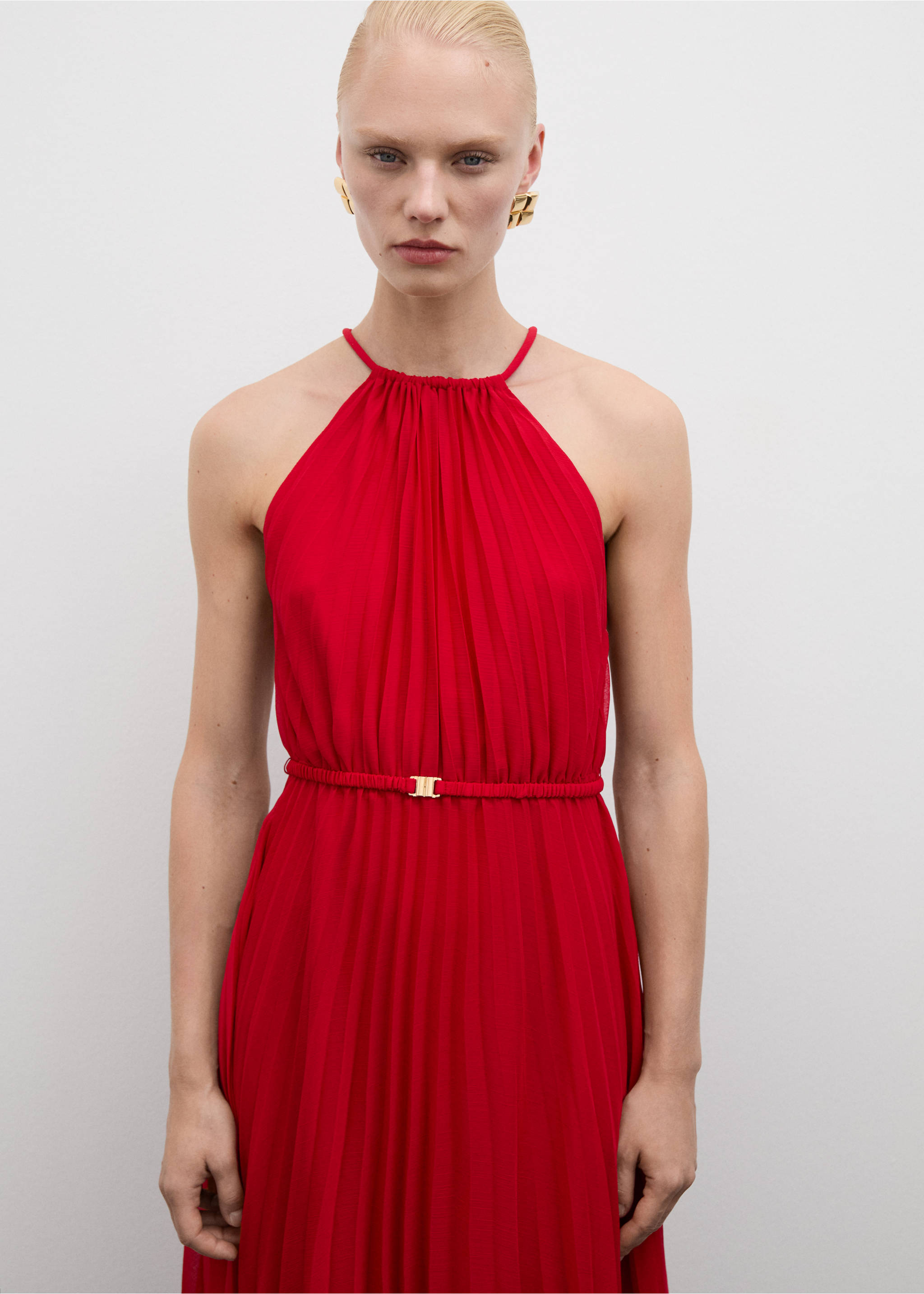 Belt pleated dress - Medium plane, Red. Ref: 77034070-00.