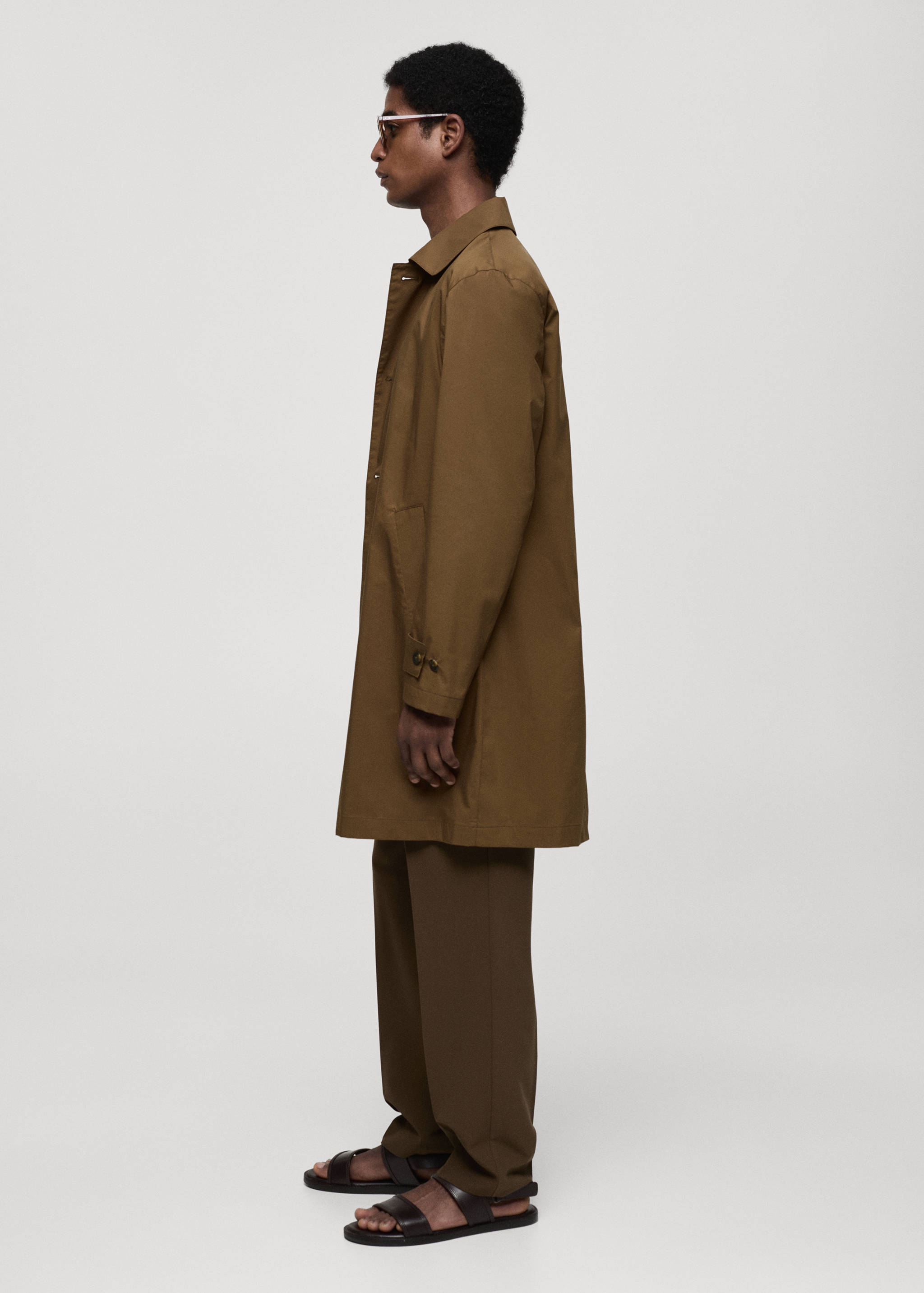 Classic water-repellent trench coat - Details of the article 2