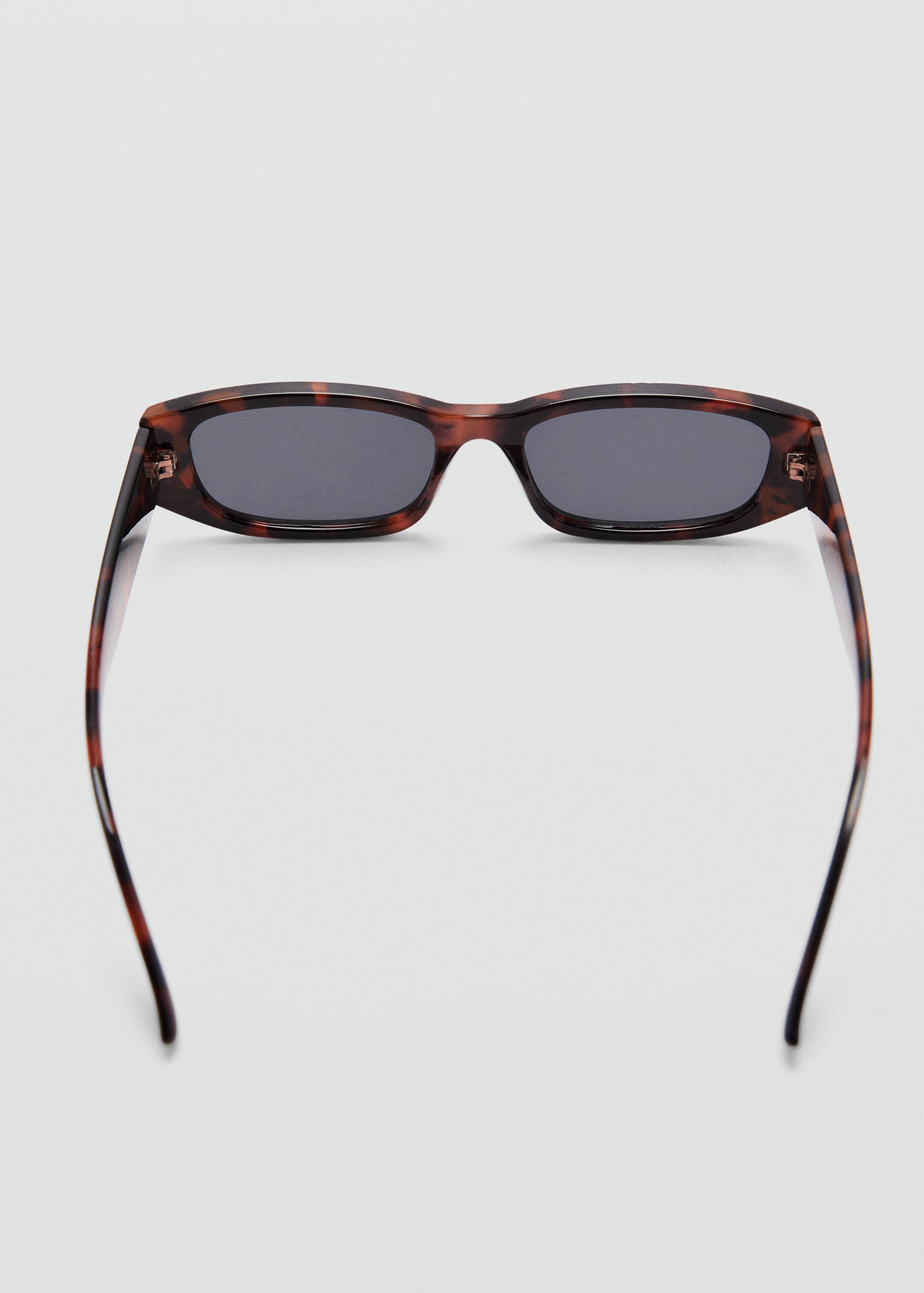 Resin frame sunglasses - Details of the article 1