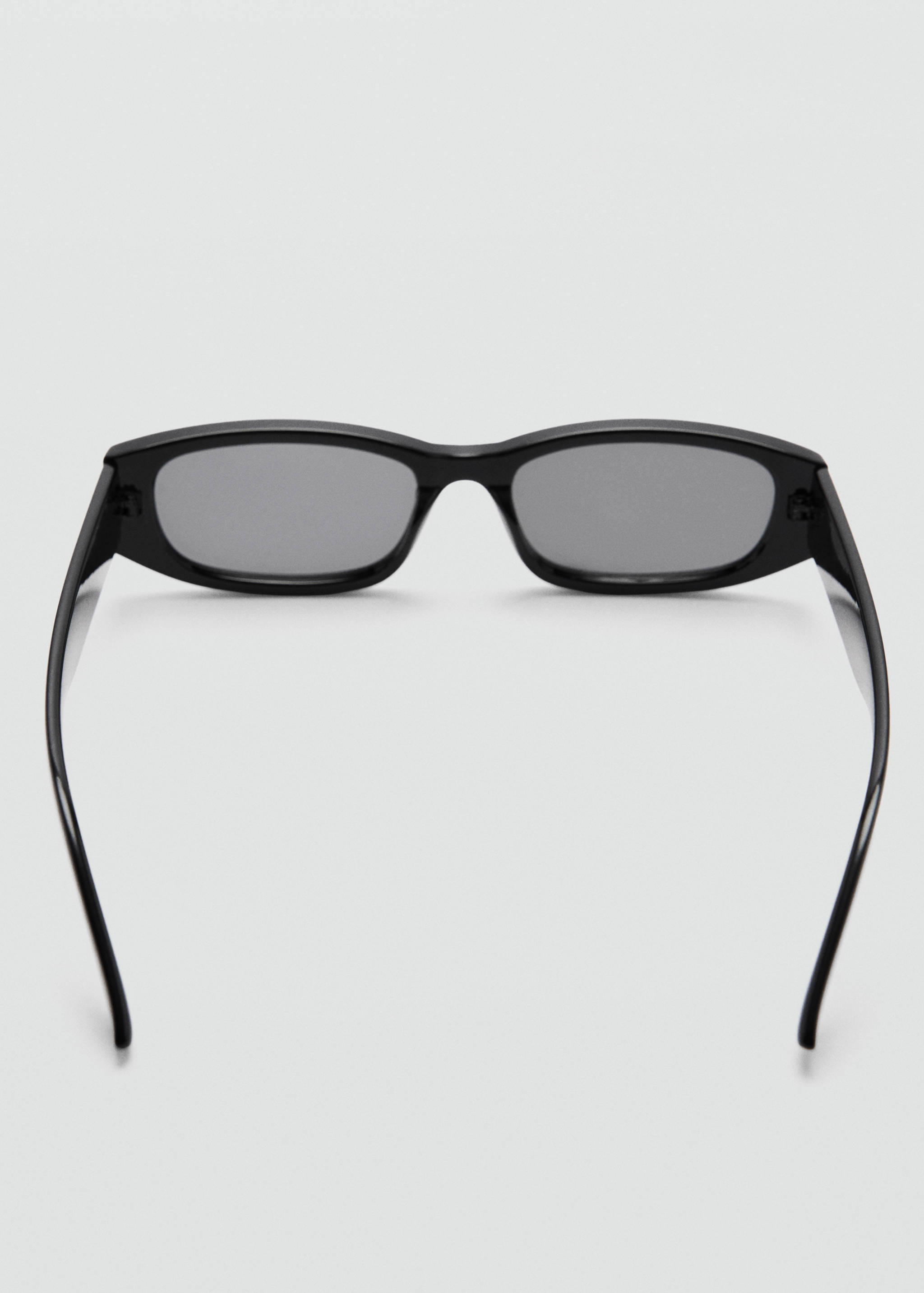 Resin frame sunglasses - Details of the article 1
