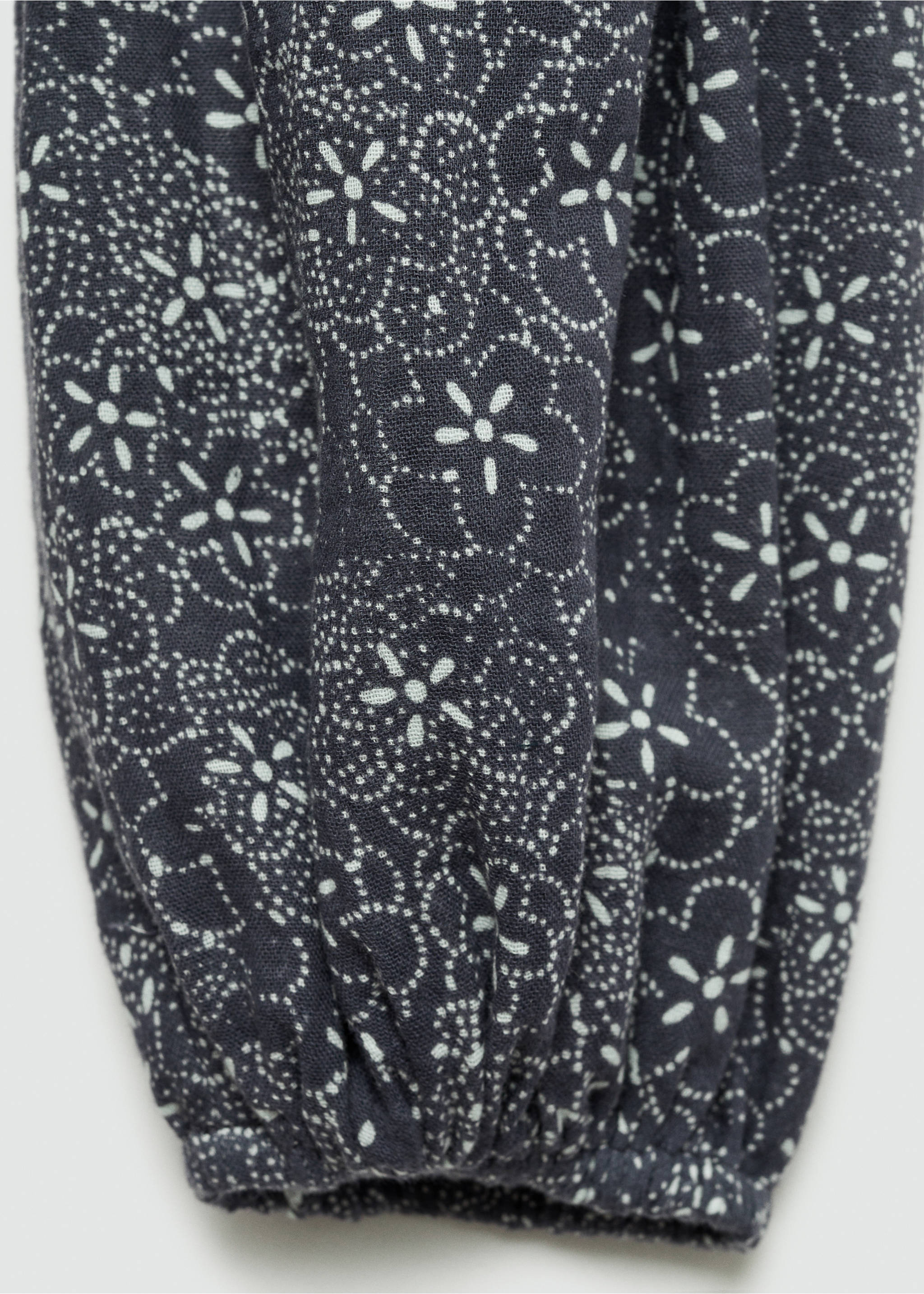 Rochie cu imprimeu floral - Detaliu al articolului 0, Cărbune. Ref: 77034786-00.