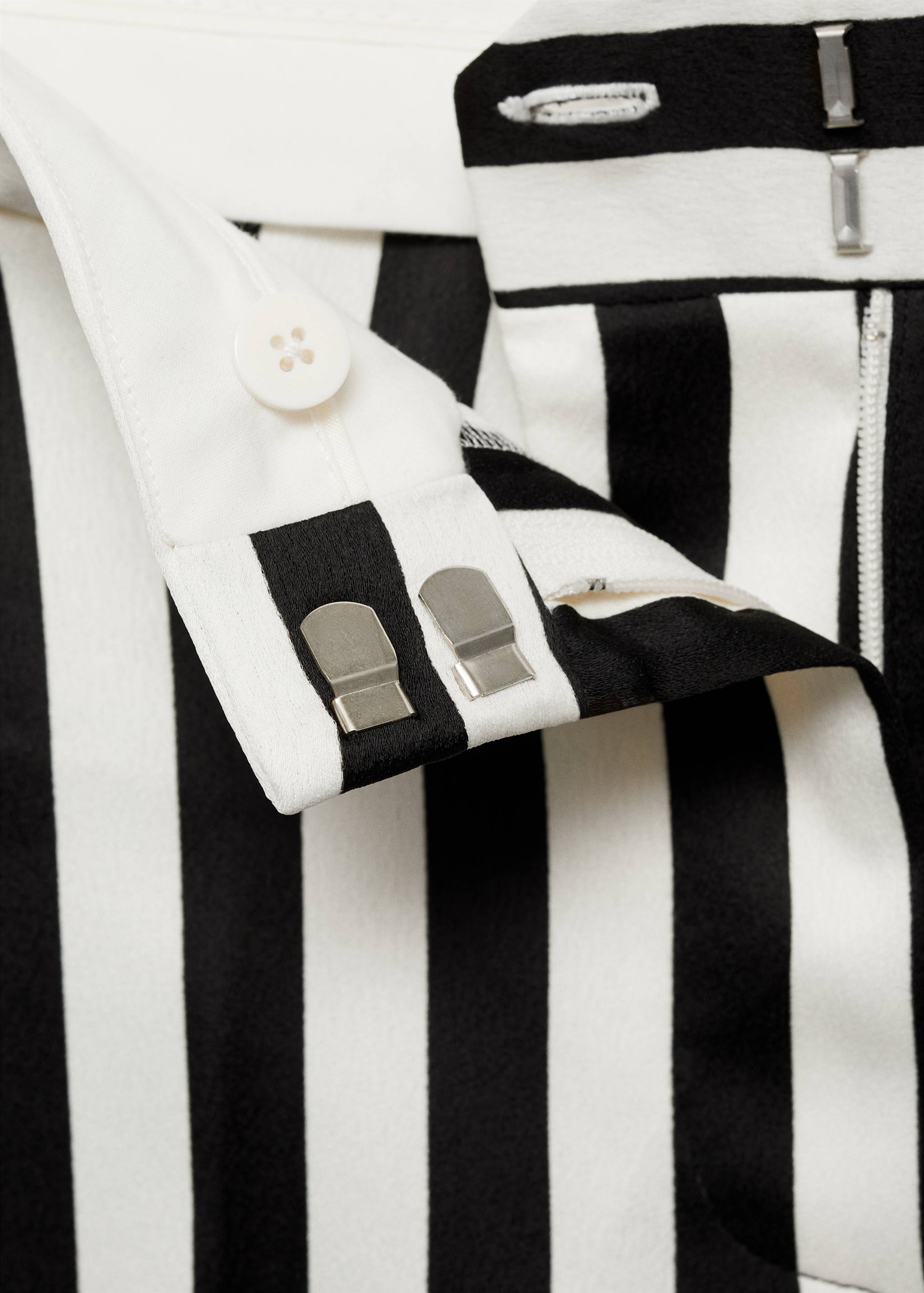 Ριγέ παντελόνι σε ίσια γραμμή - Λεπτομέρεια του προϊόντος 8