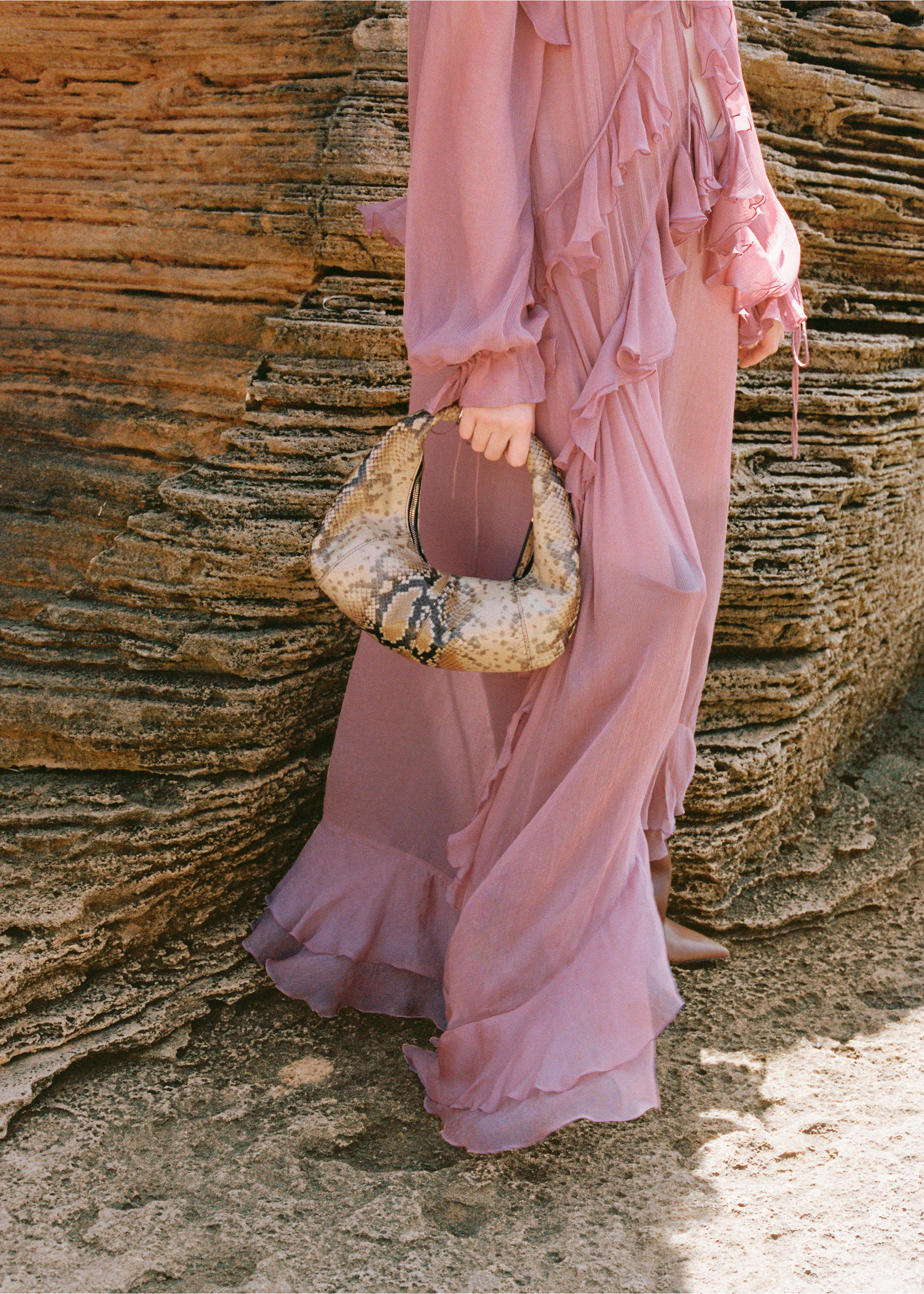 Snake-effect leather bag - Details of the article 9, Beige. Ref: 77034796-00.