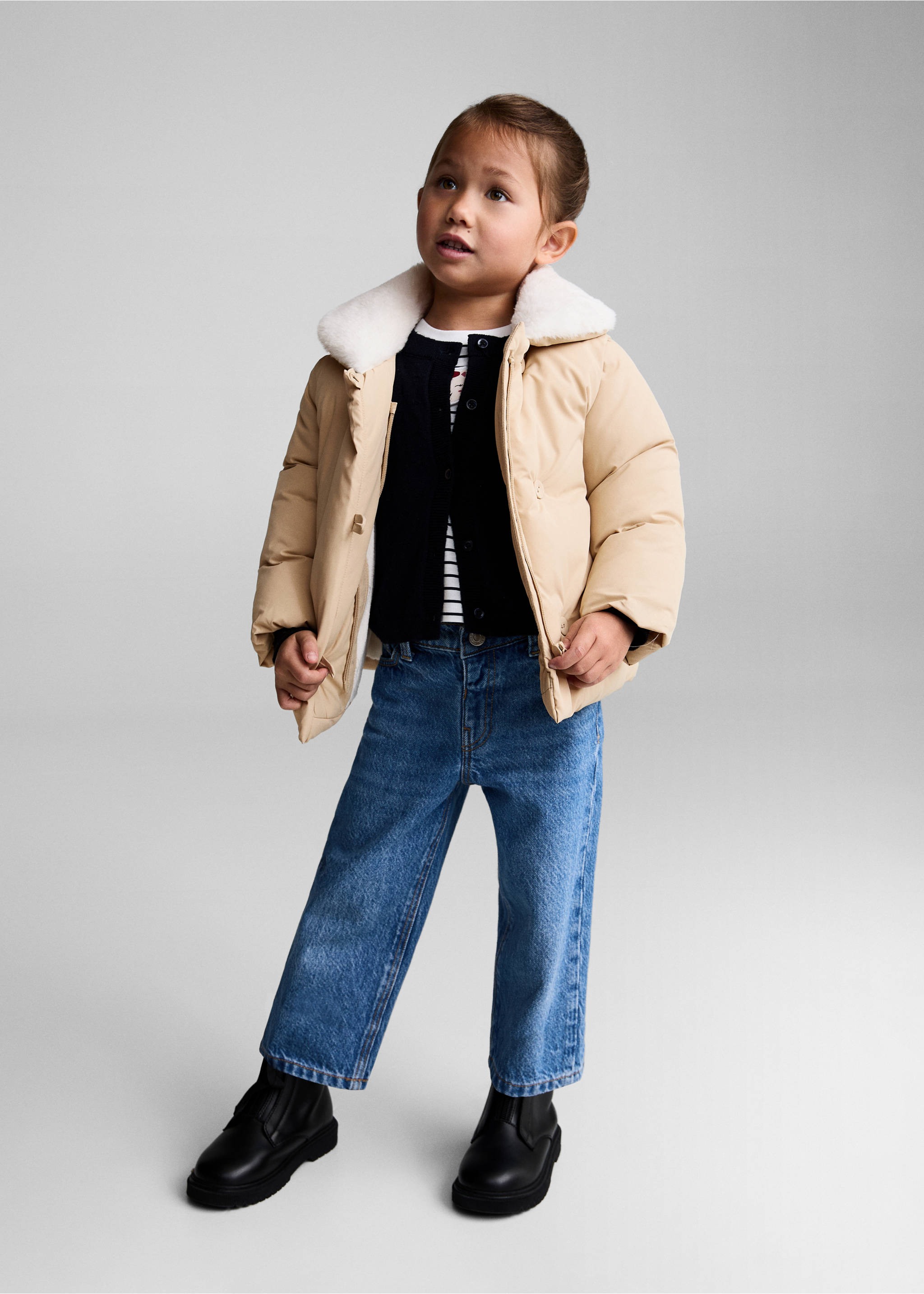 Steppanorak mit Kunstpelz - Allgemeine Ansicht, Sandfarben. Ref: 77035147-00.