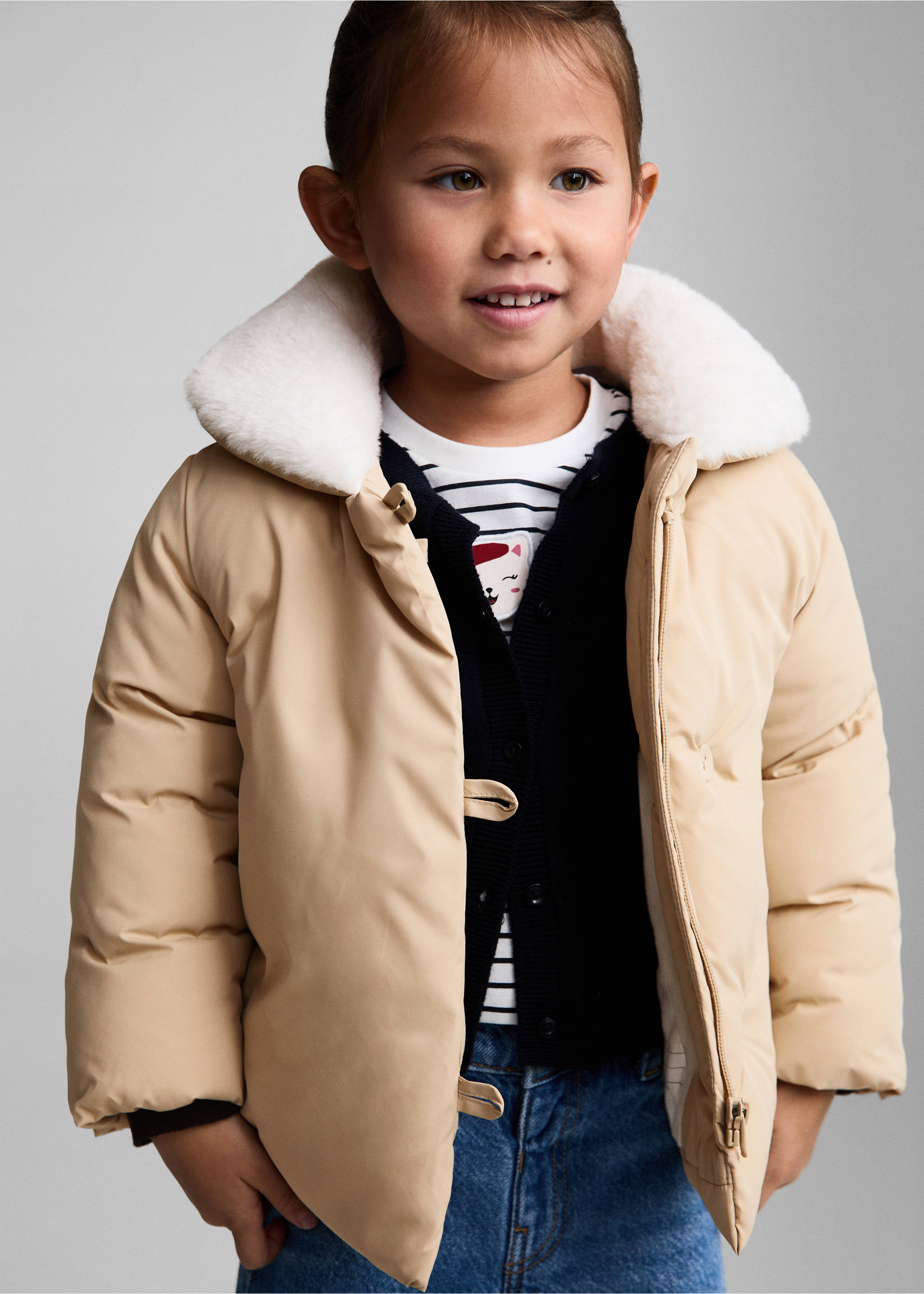 Steppanorak mit Kunstpelz - Mittlere Ansicht, Sandfarben. Ref: 77035147-00.